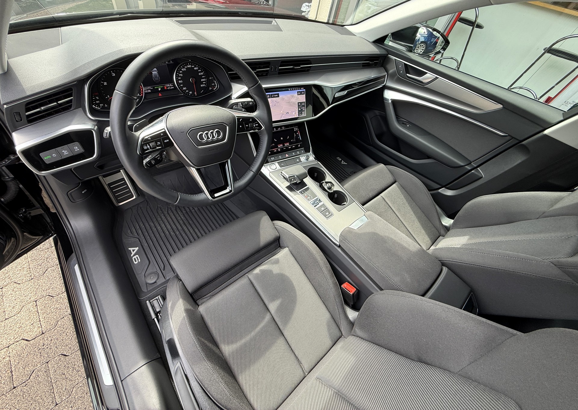 AUDI A6 Avant 40 TDI Sport quattro S-tronic-image-14