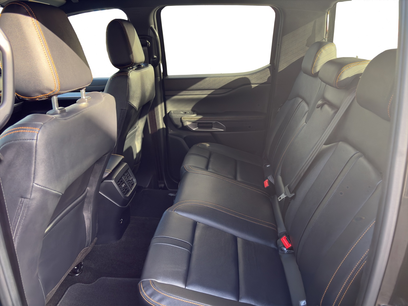 FORD Ranger DKab.Pick-up 2.3 EcoBoost 4x4 Wildtrak PHEV-image-18