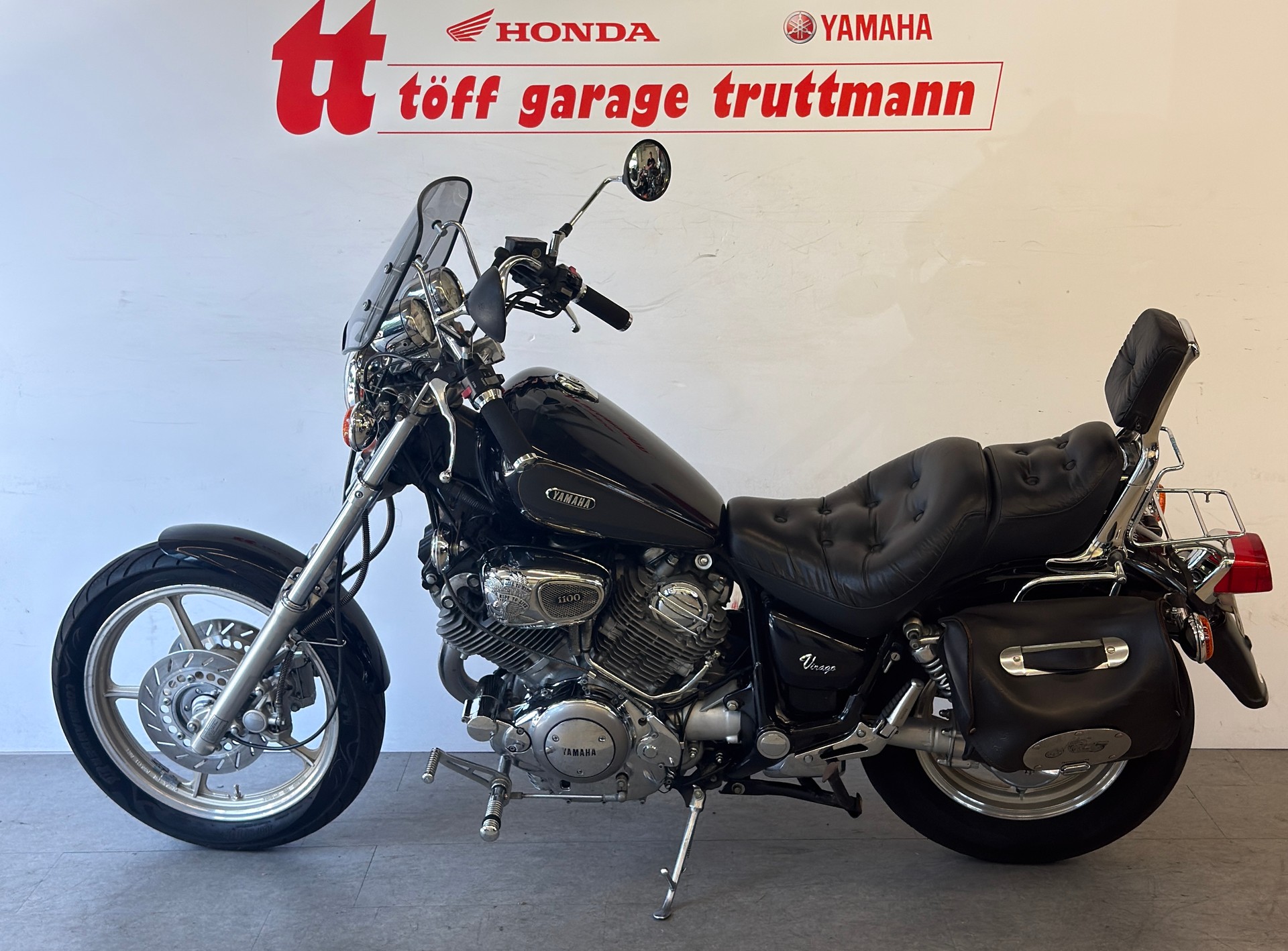 YAMAHA XV 1100 Virago-image-1