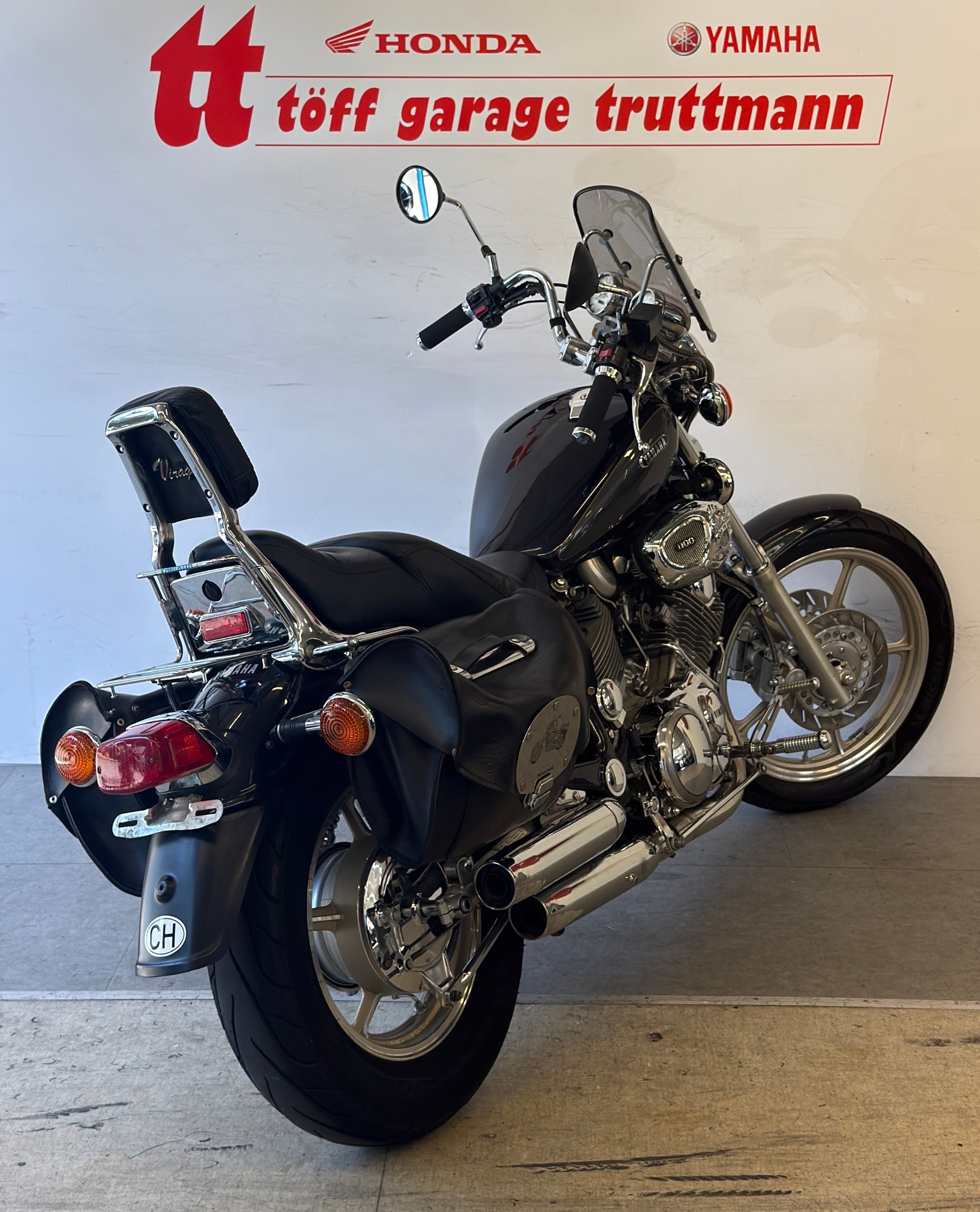 YAMAHA XV 1100 Virago-image-3