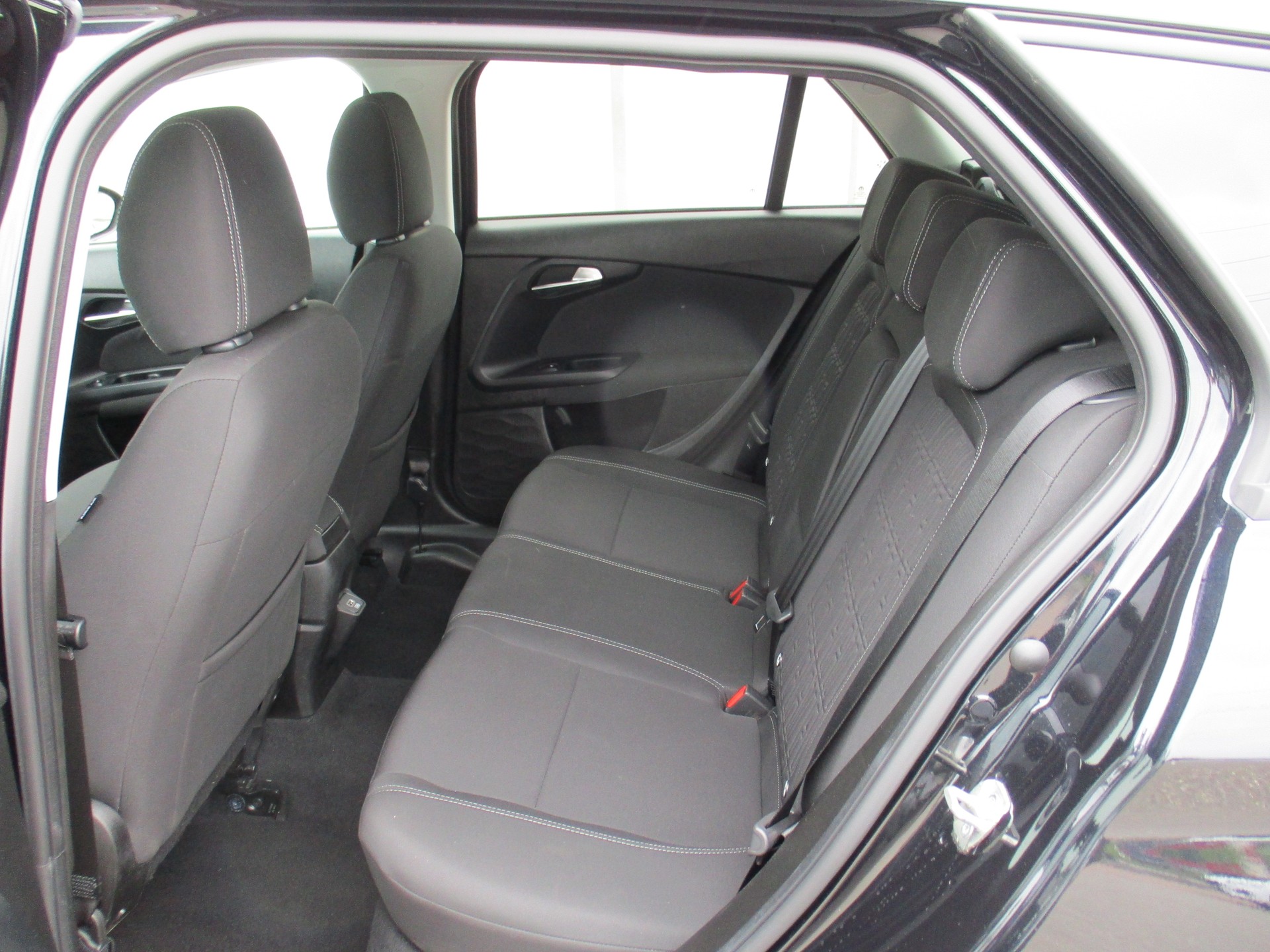FIAT Tipo SW 1.5 MHEV Swiss Edition (Kombi)-image-5