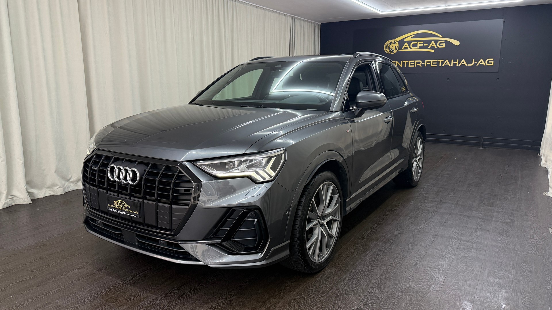 AUDI Q3 40 TFSI S line quattro S-tronic