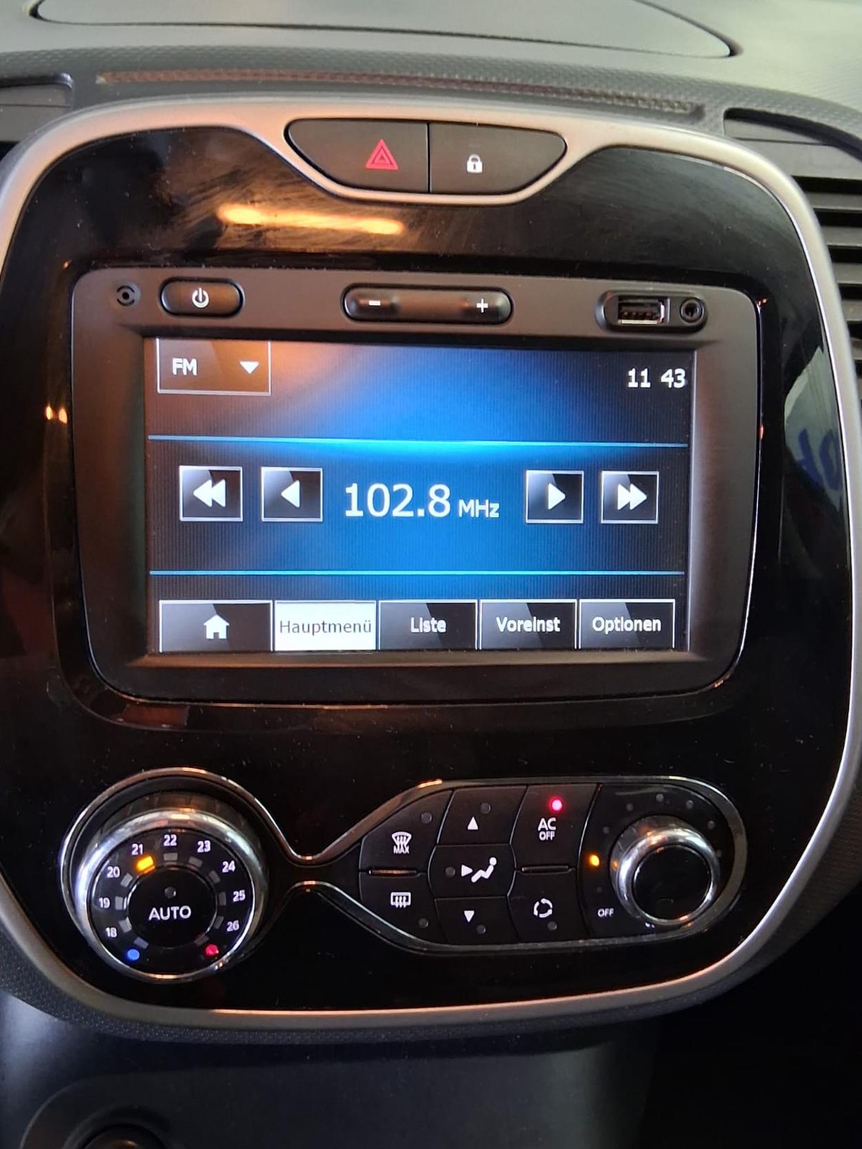 RENAULT Captur 1.2 TCe Dynamique EDC-image-18