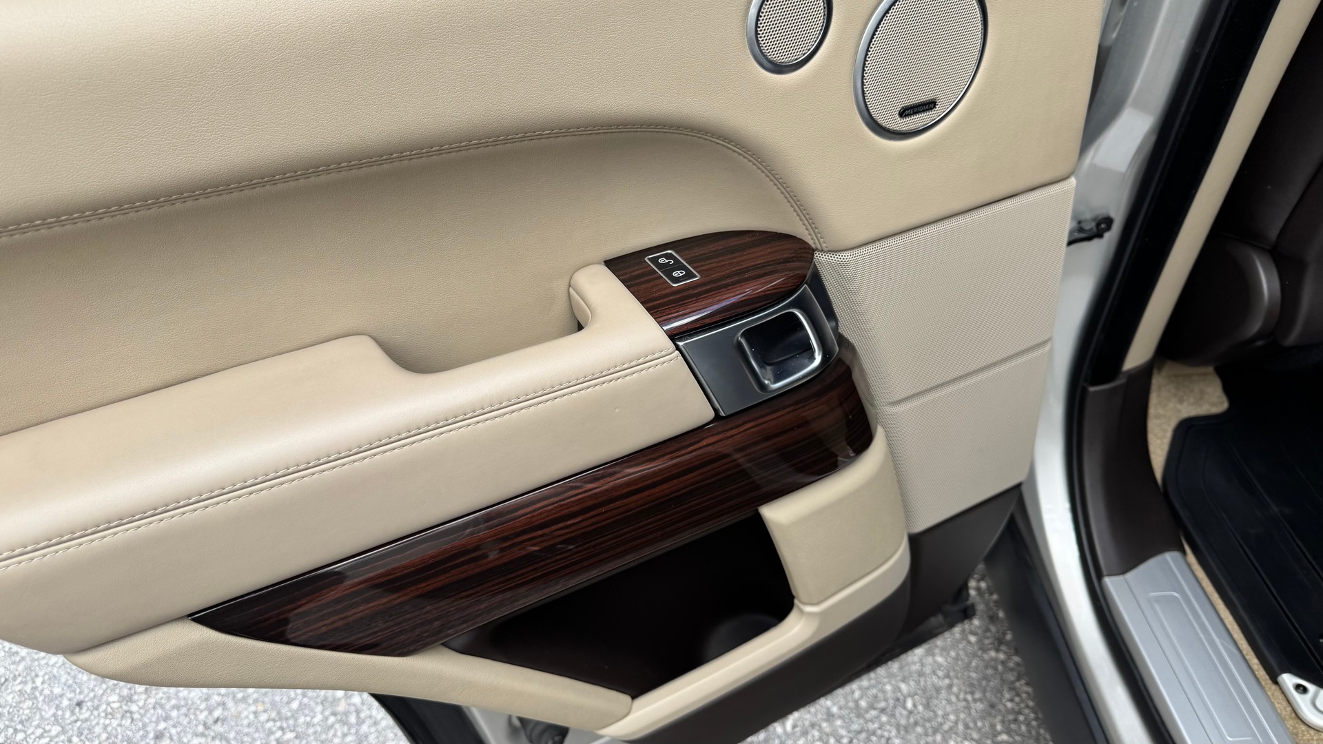 LAND ROVER Range Rover 3.0 TDV6 HSE Automatic-image-14