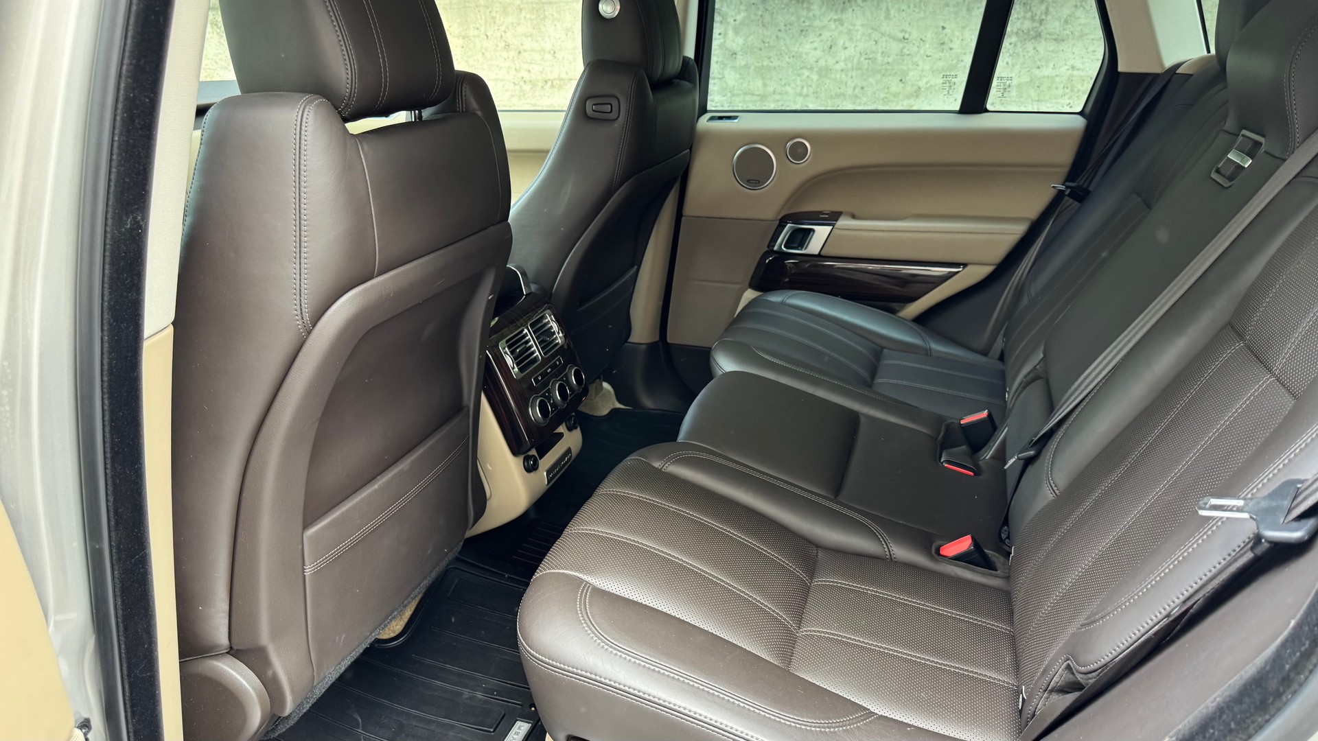 LAND ROVER Range Rover 3.0 TDV6 HSE Automatic-image-10