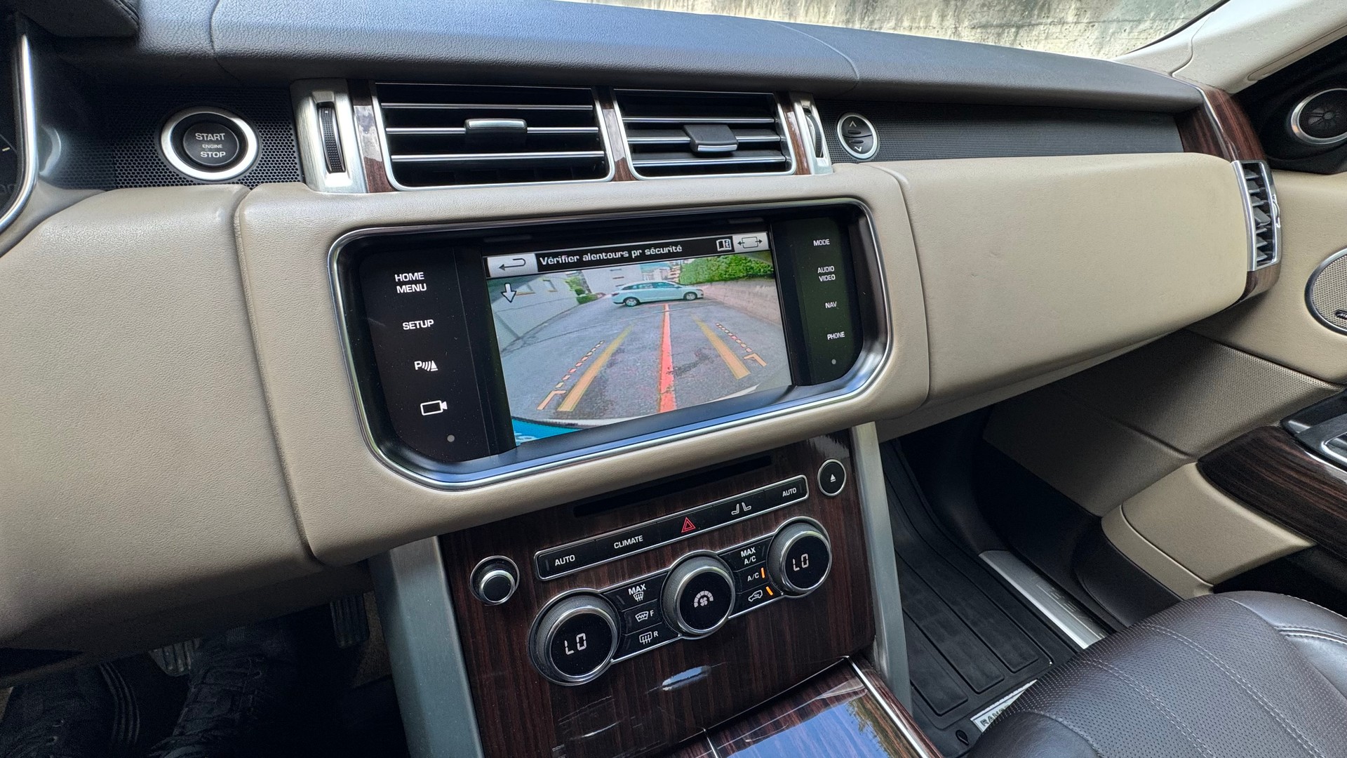 LAND ROVER Range Rover 3.0 TDV6 HSE Automatic-image-18