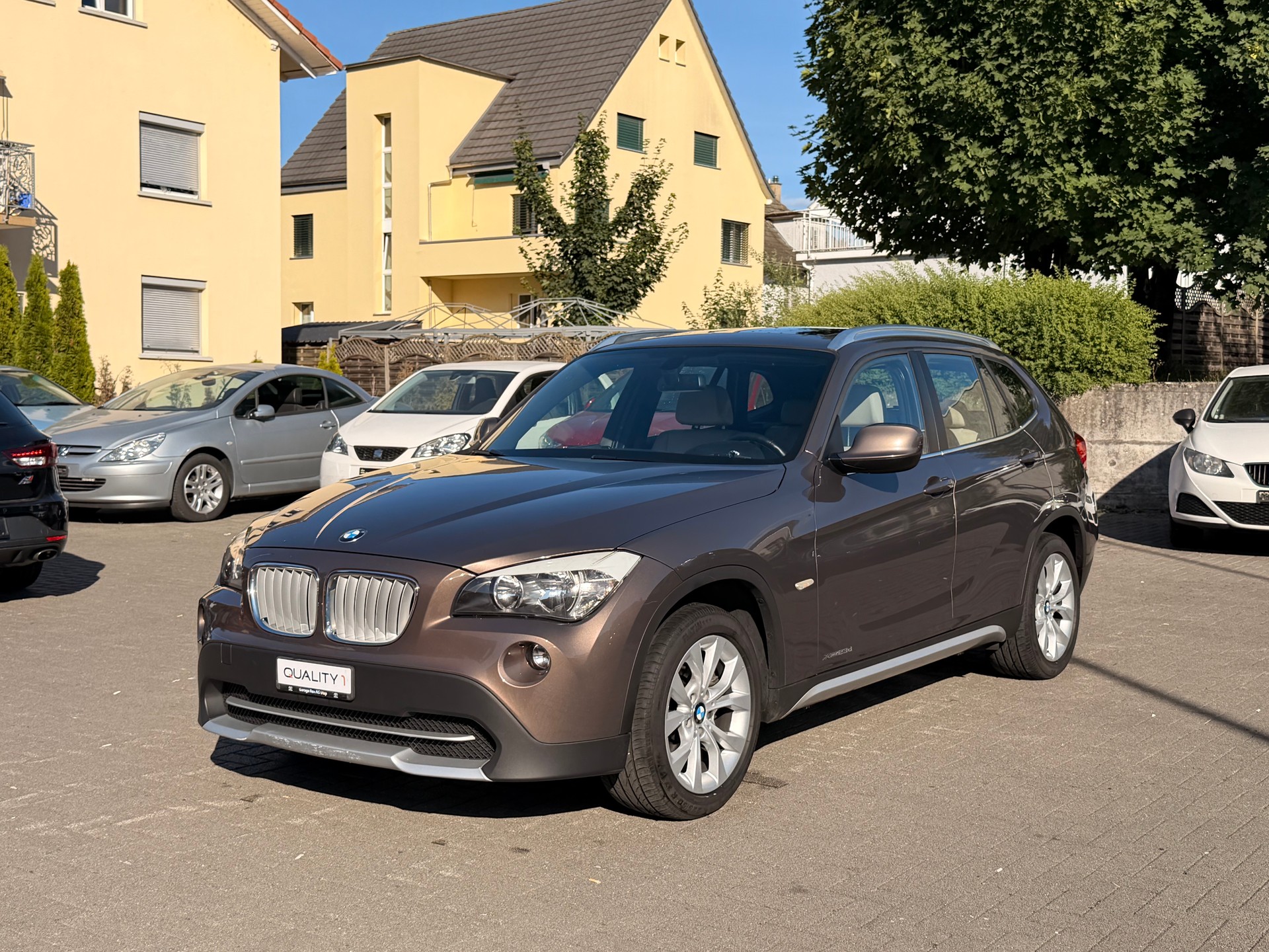 BMW X1 xDrive 23d Steptronic-showroom-element-2