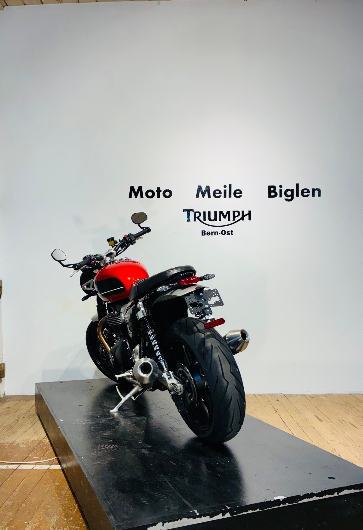 TRIUMPH Speed Twin 1200-image-4
