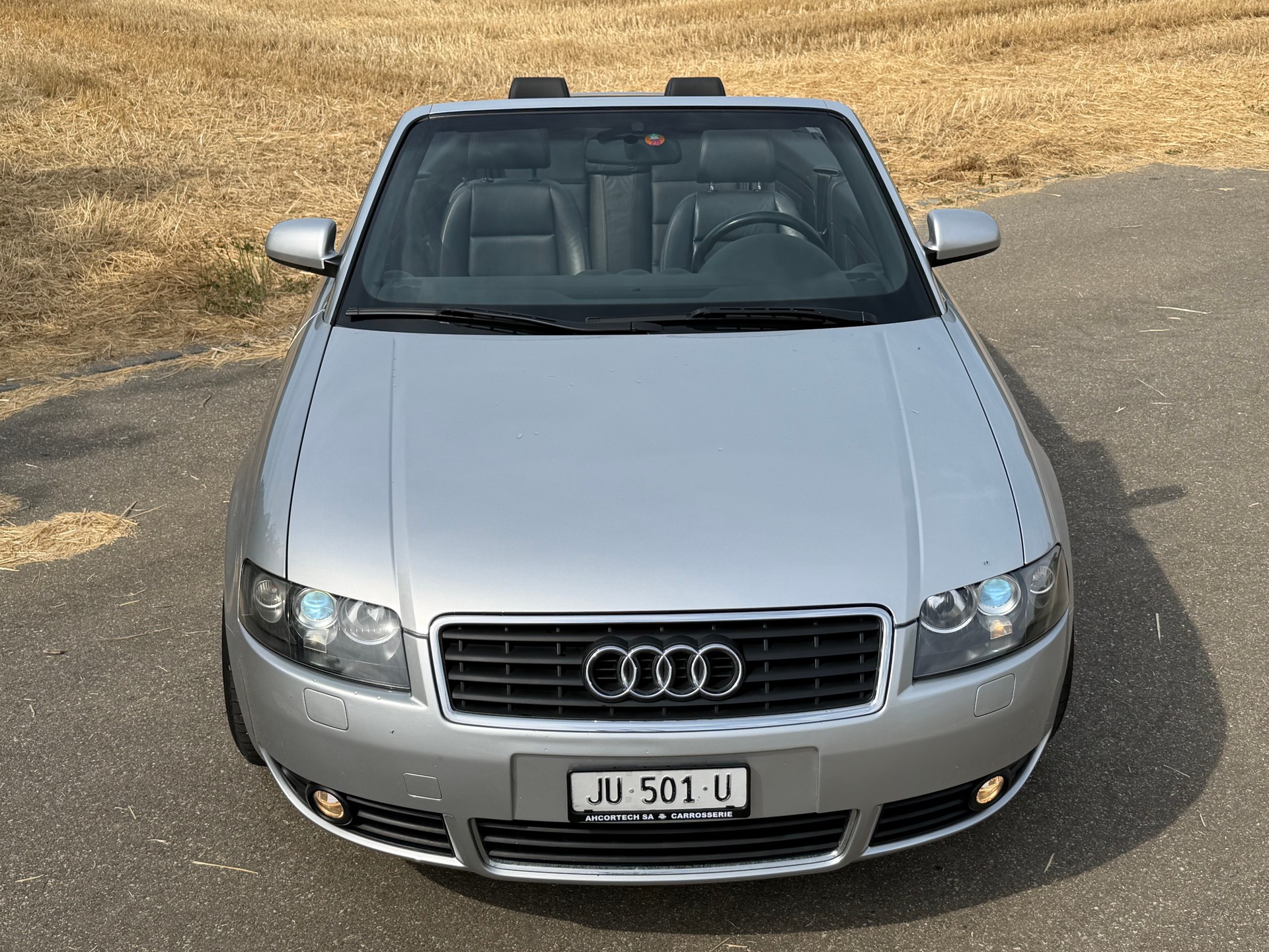 AUDI A4 Cabriolet 2.4 V6 Automatique-image-2