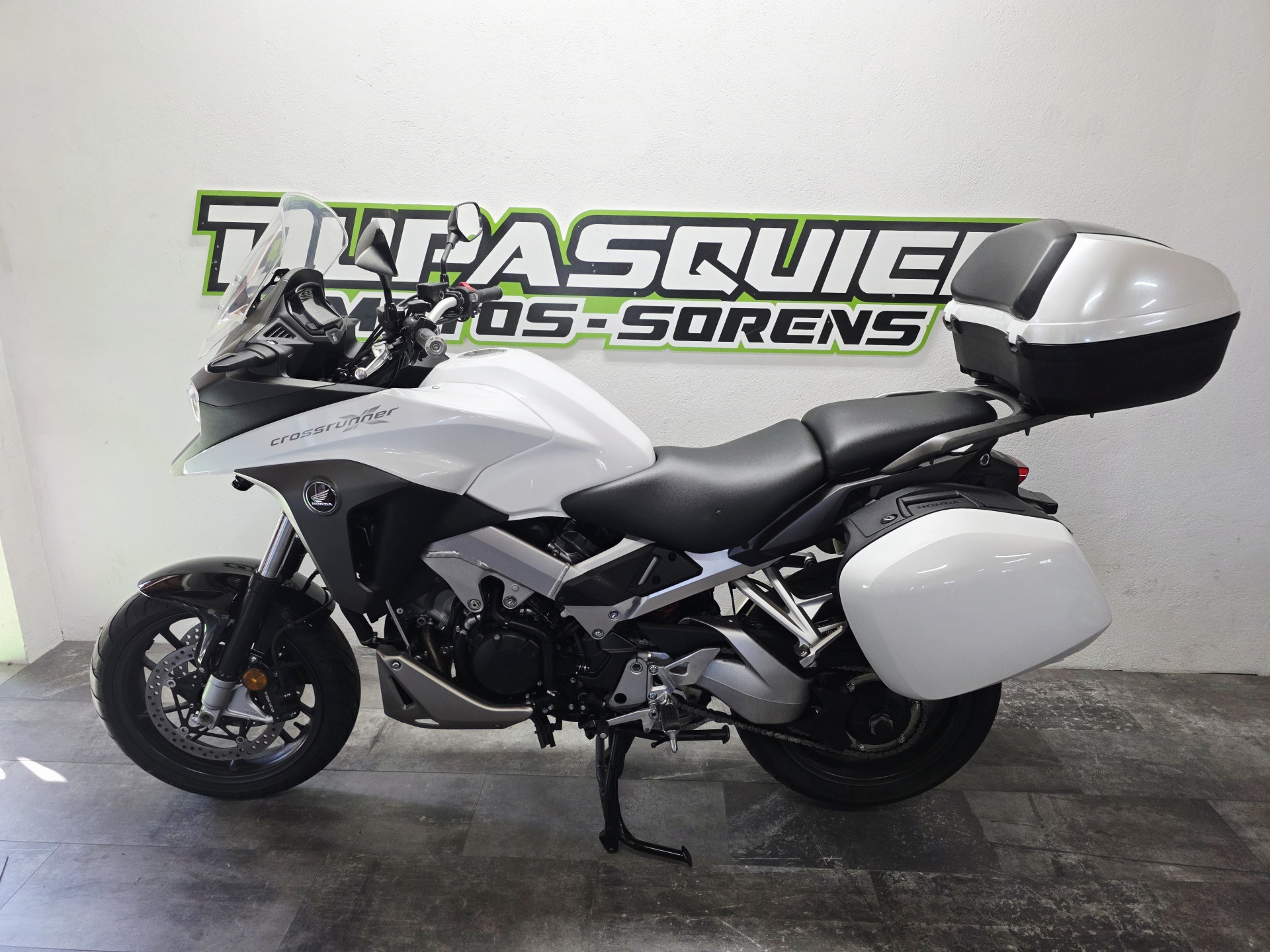HONDA VFR 800 X Crossrunner-image-1