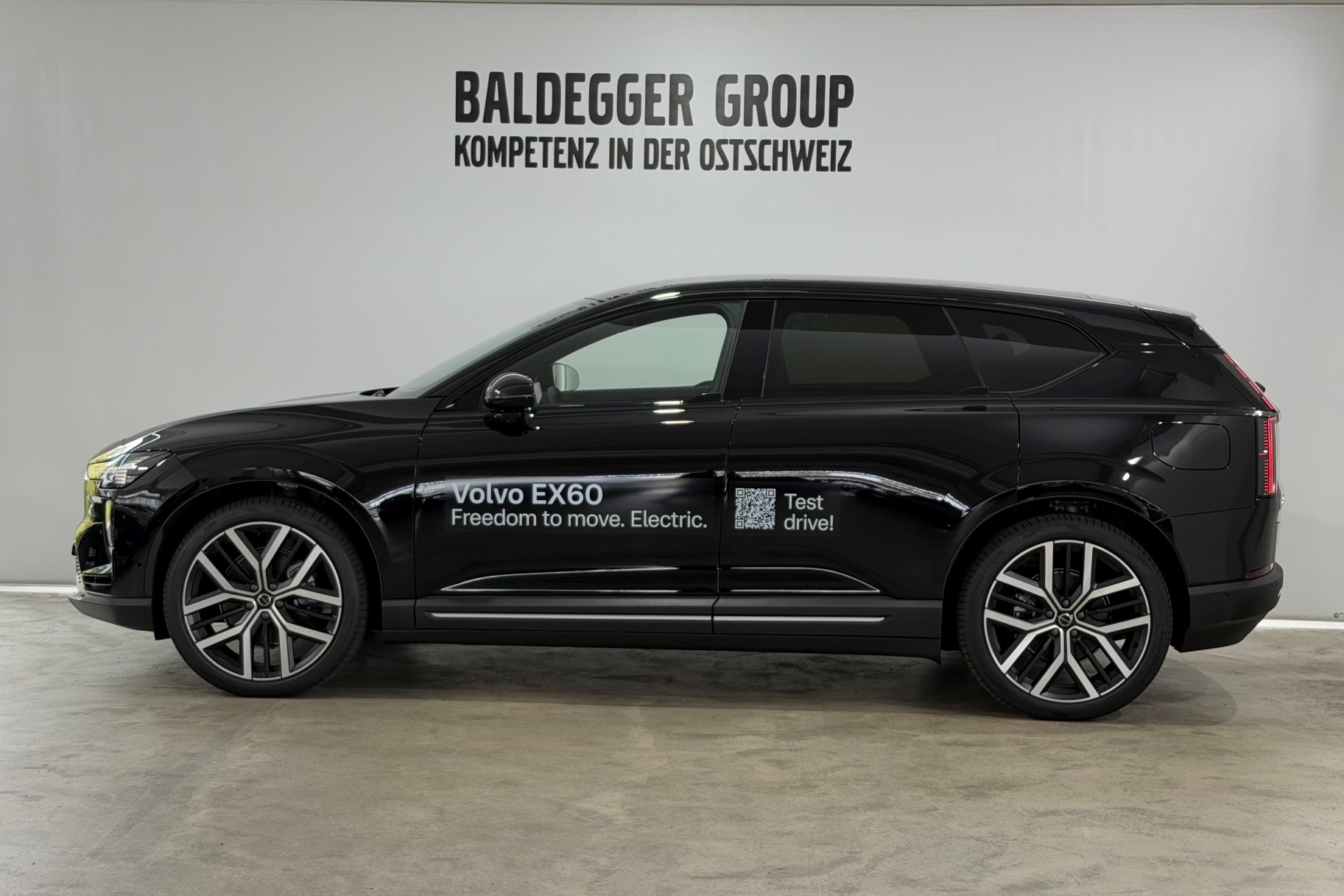 VOLVO EX60 Twin Ultra AWD-showroom-element-2