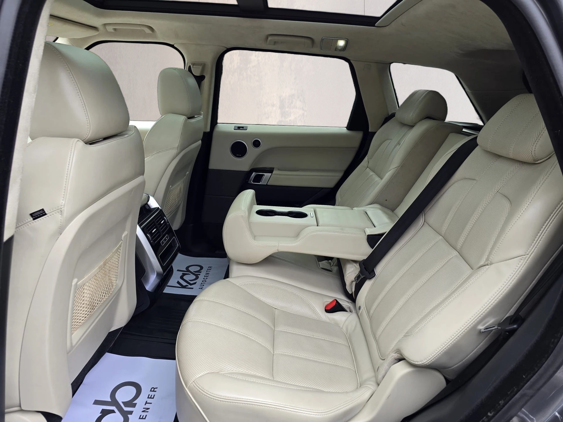 LAND ROVER Range Rover Sport 3.0 SDV6 HSE Automatic-image-16