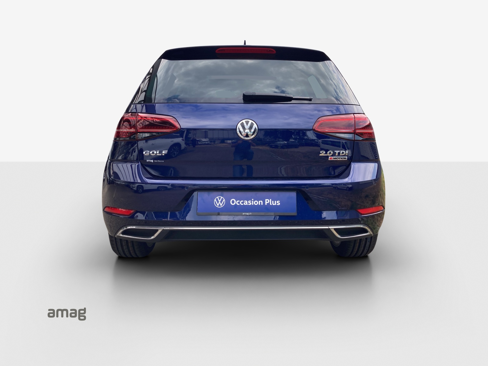 VW Golf 2.0 TDI Highline 4Motion-showroom-element-3