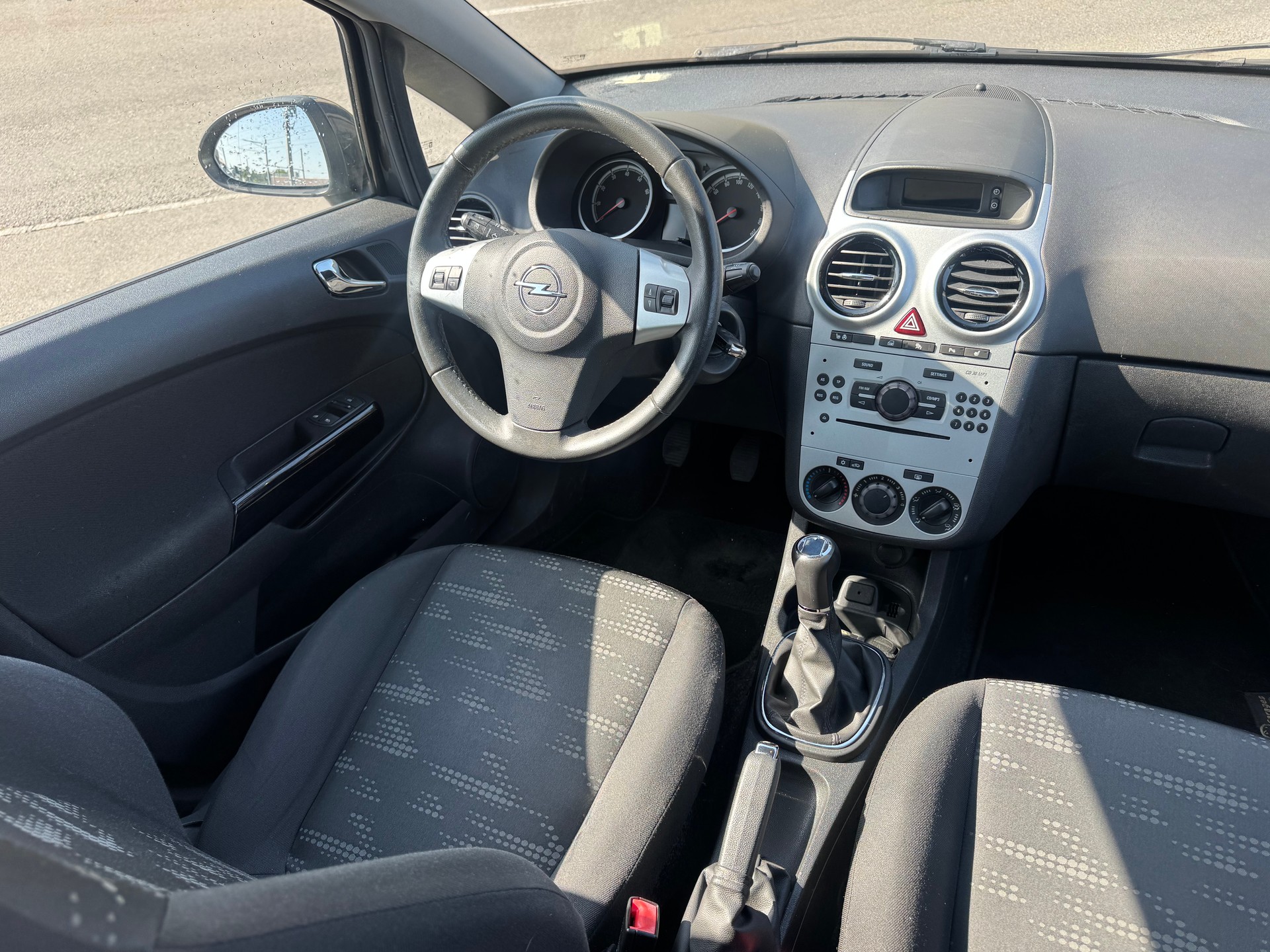OPEL Corsa 1.4 TP Enjoy-image-7