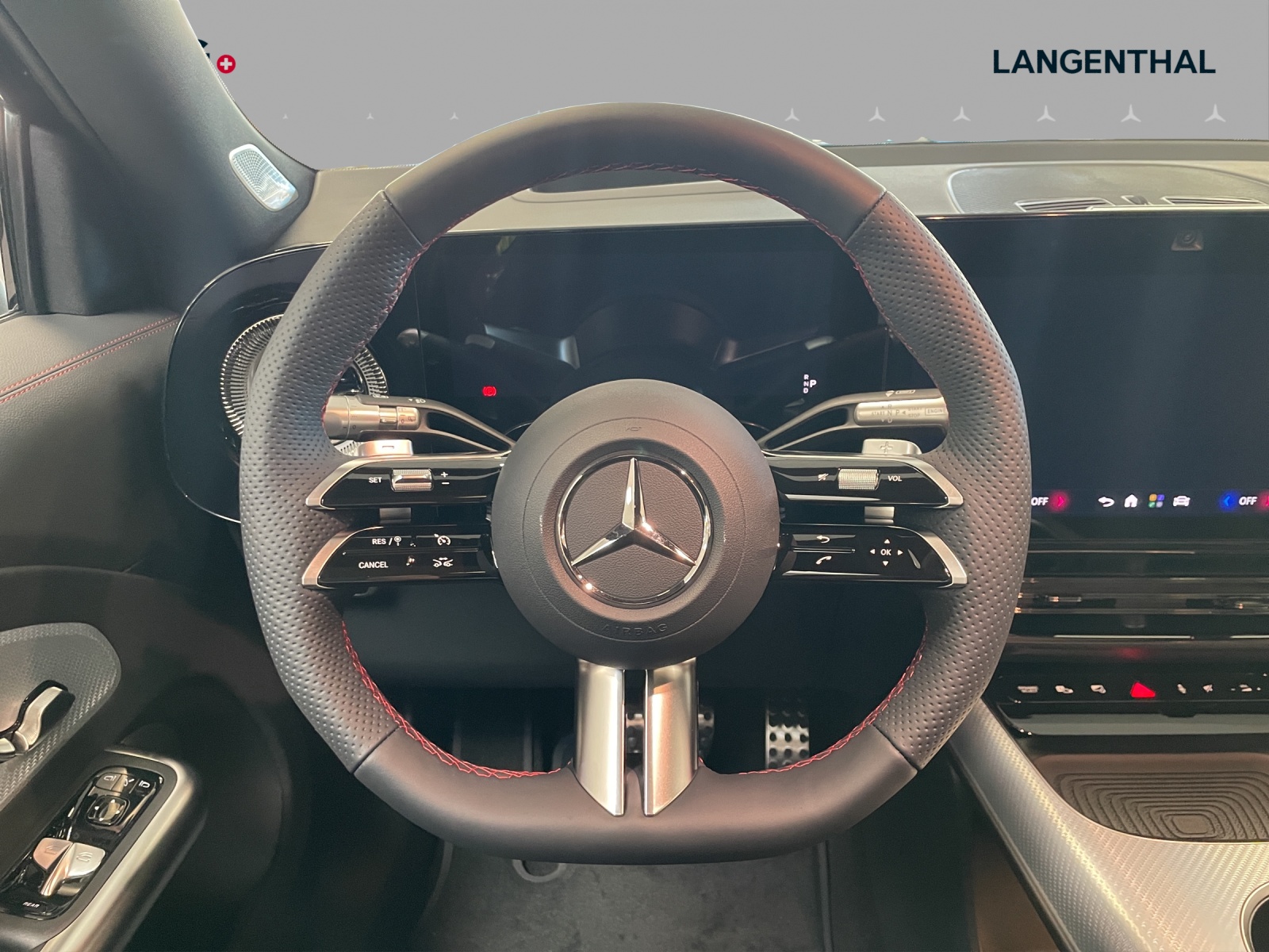 MERCEDES-BENZ GLB 200 4Matic 8G-Tronic-image-9