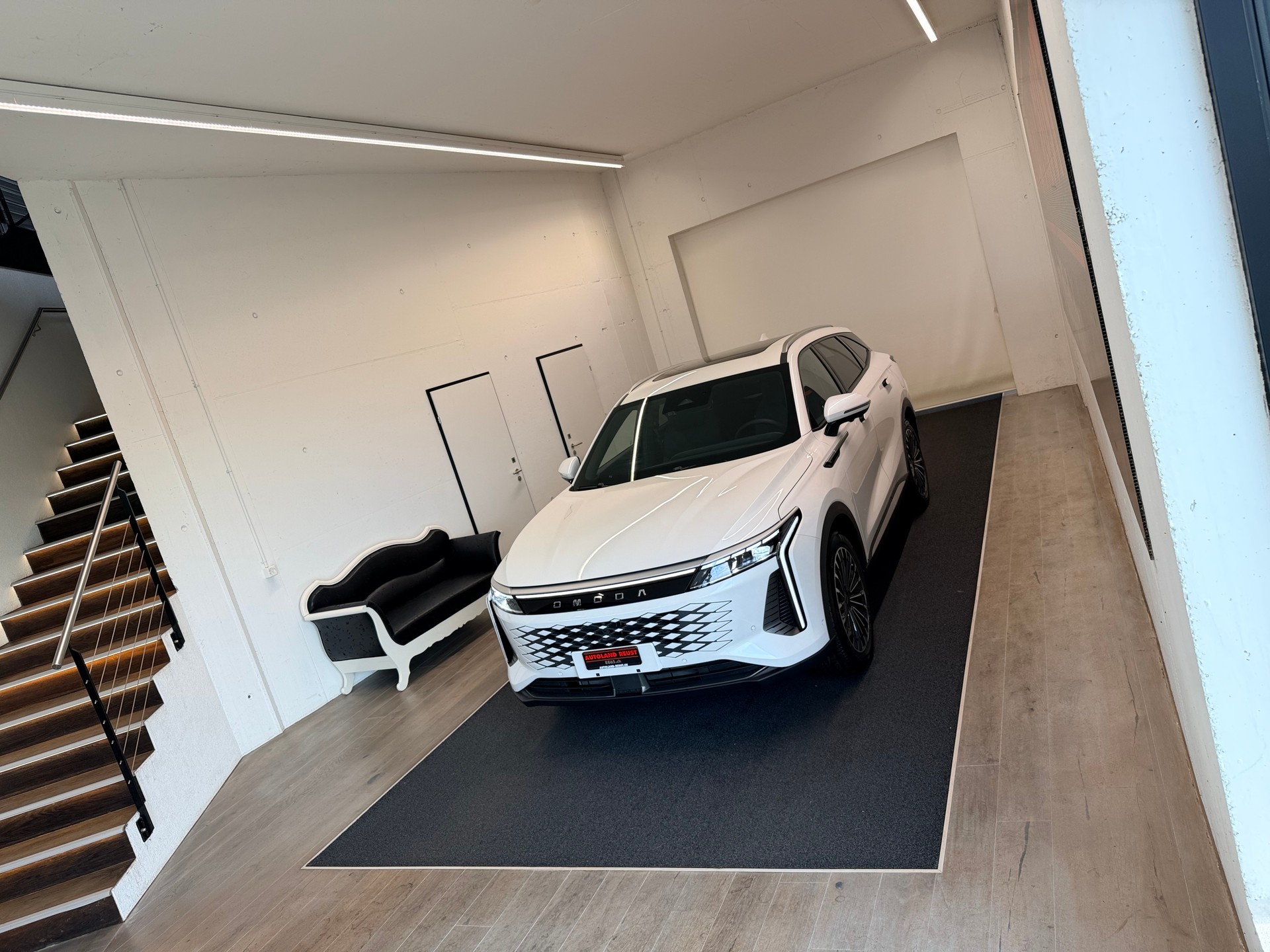 OMODA 9 Premium 1.5 TGDI AWD 537PS-showroom-element-3
