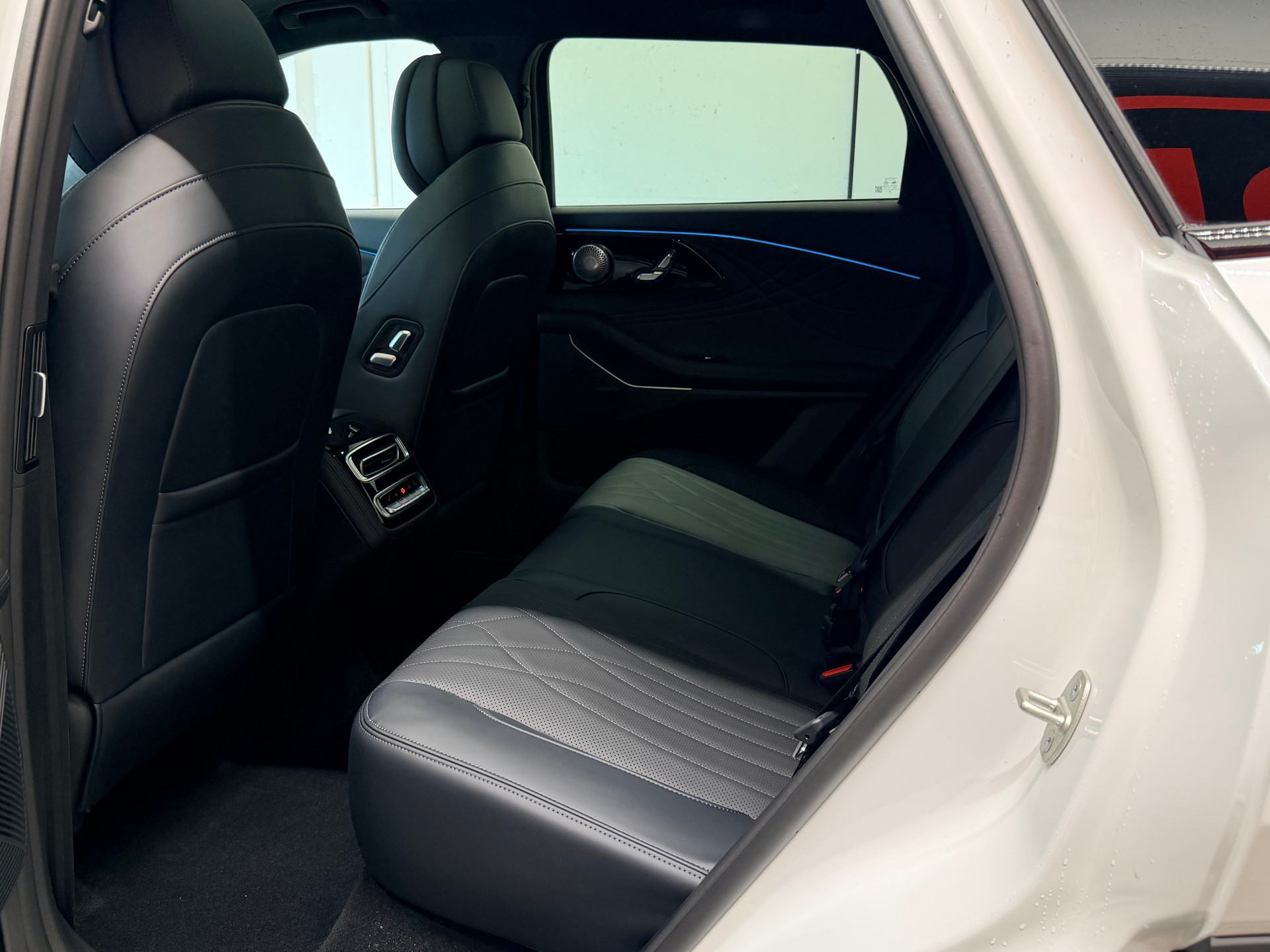 OMODA 9 Premium 1.5 TGDI AWD 537PS-image-17
