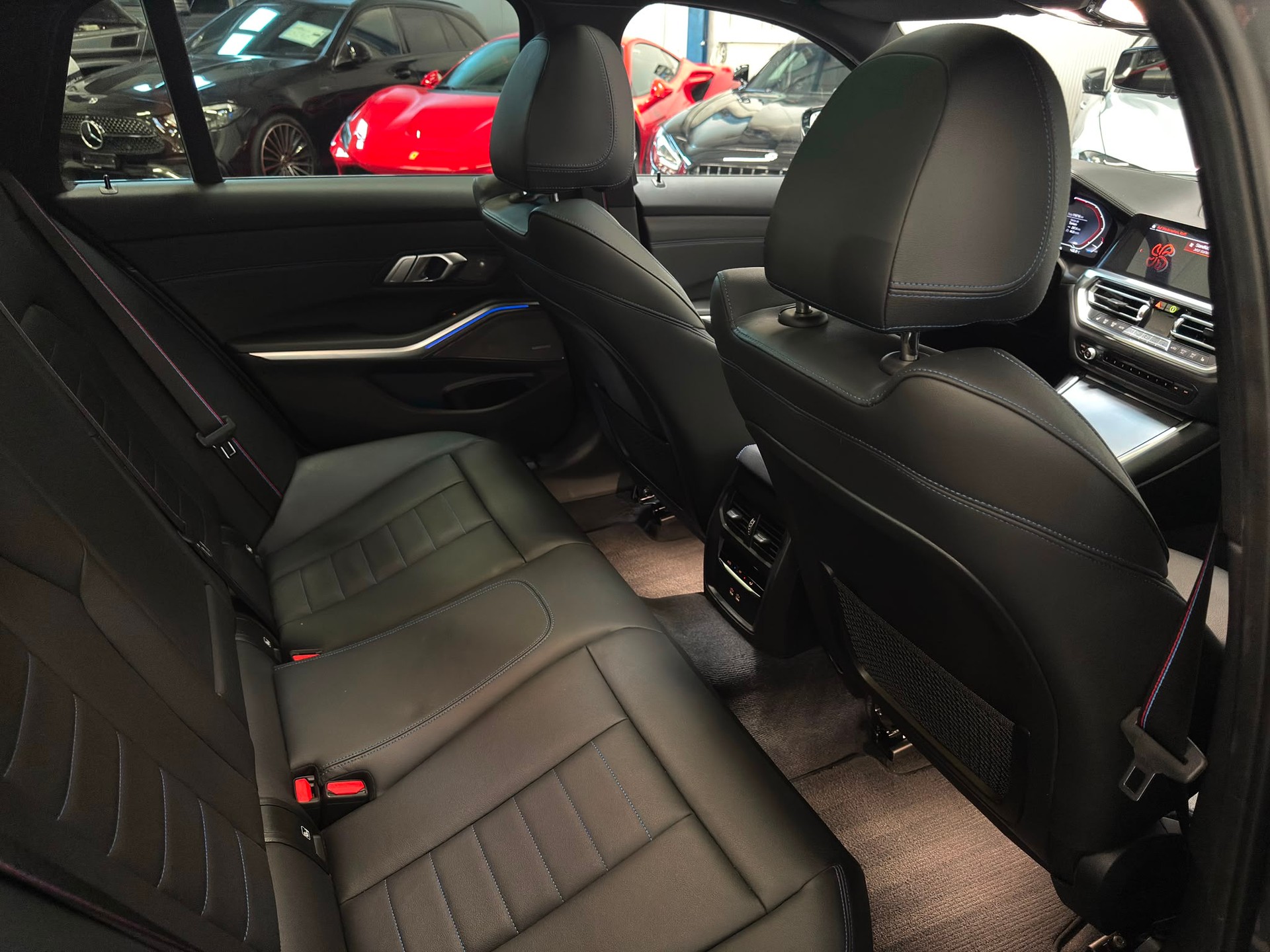 BMW M 340-image-8