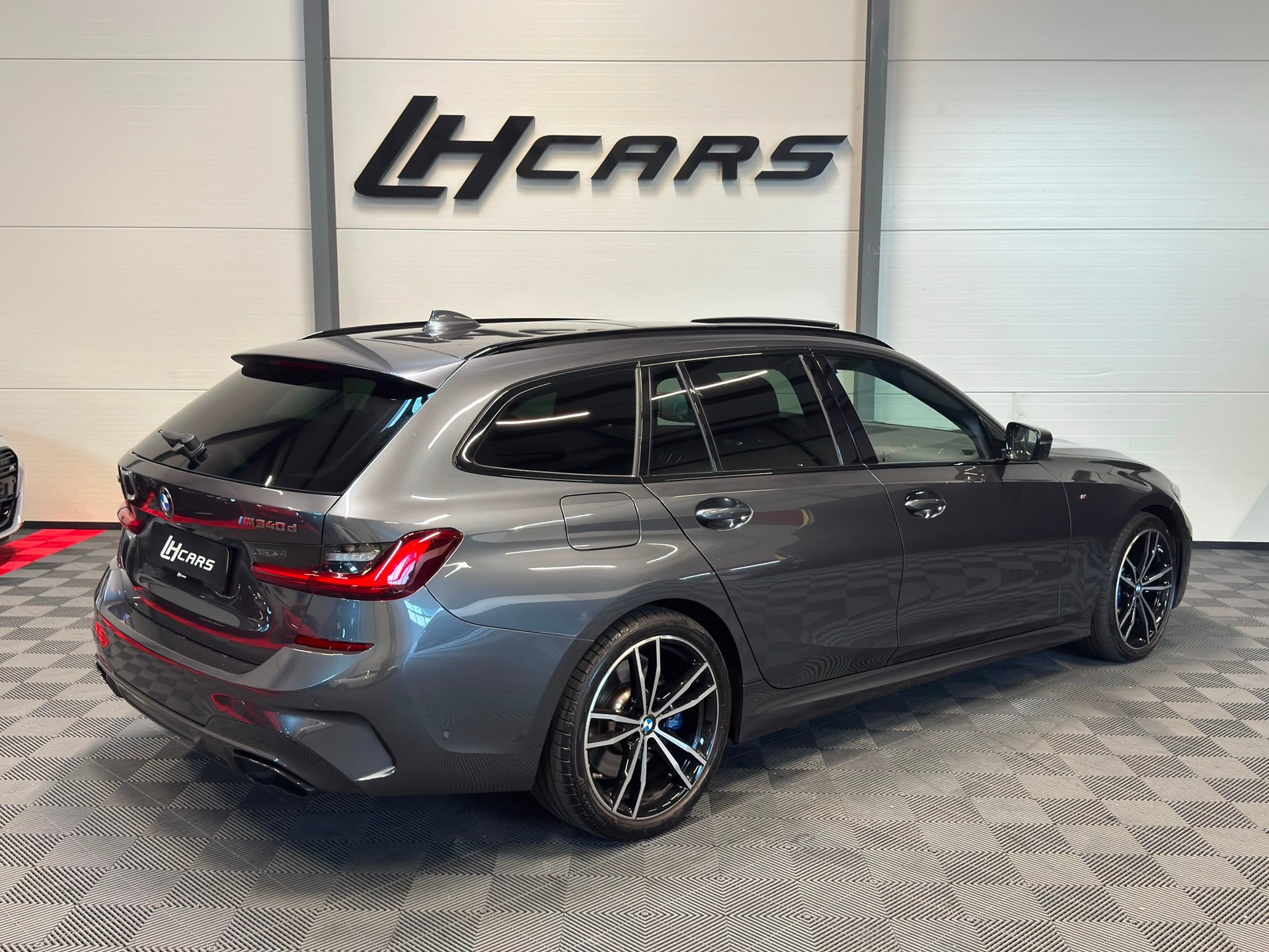 BMW M 340-image-3