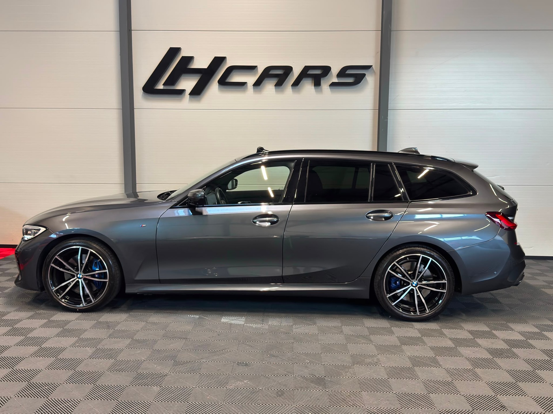BMW M 340-image-1