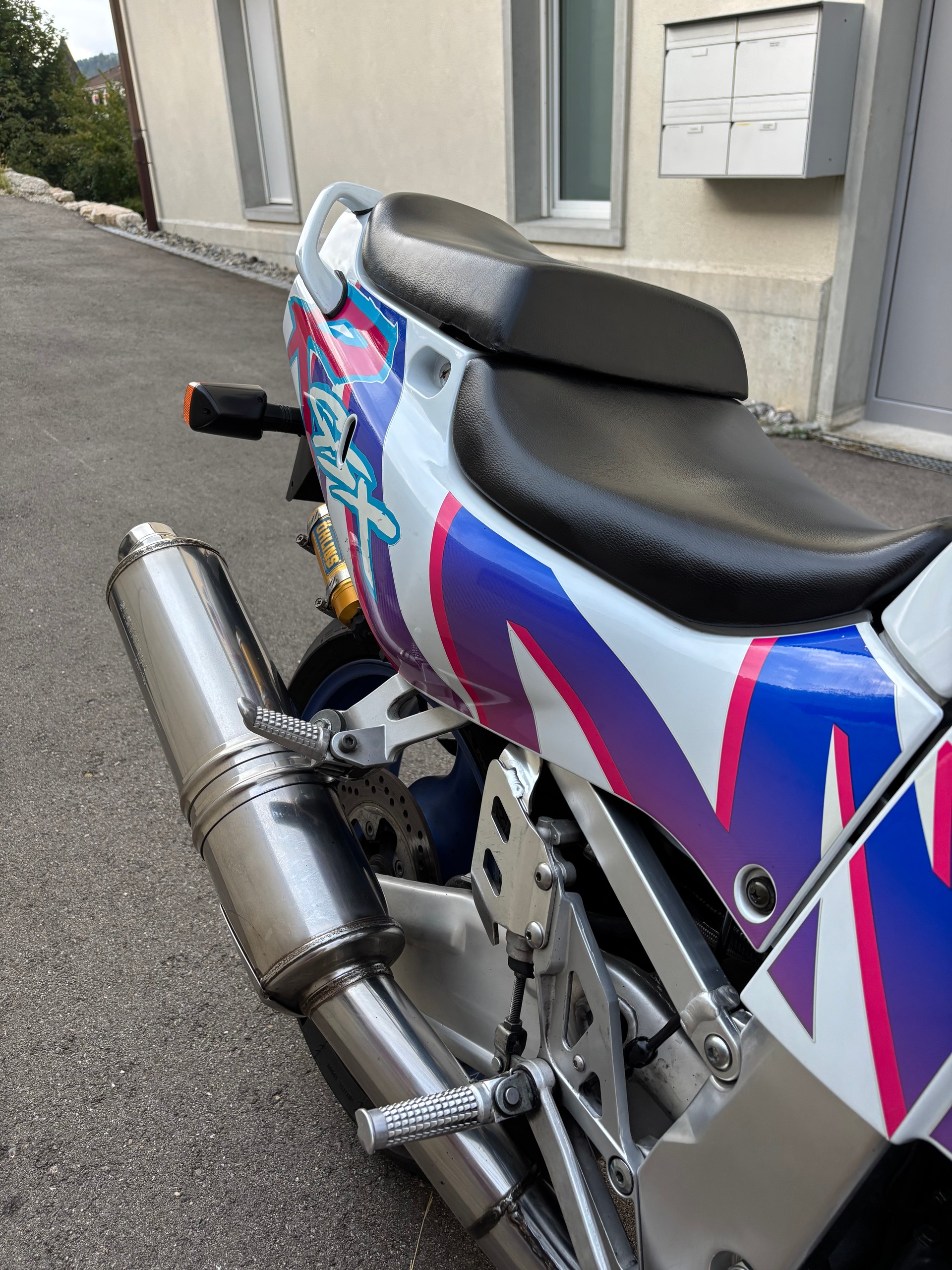 SUZUKI GSX-R 750 W N-image-9