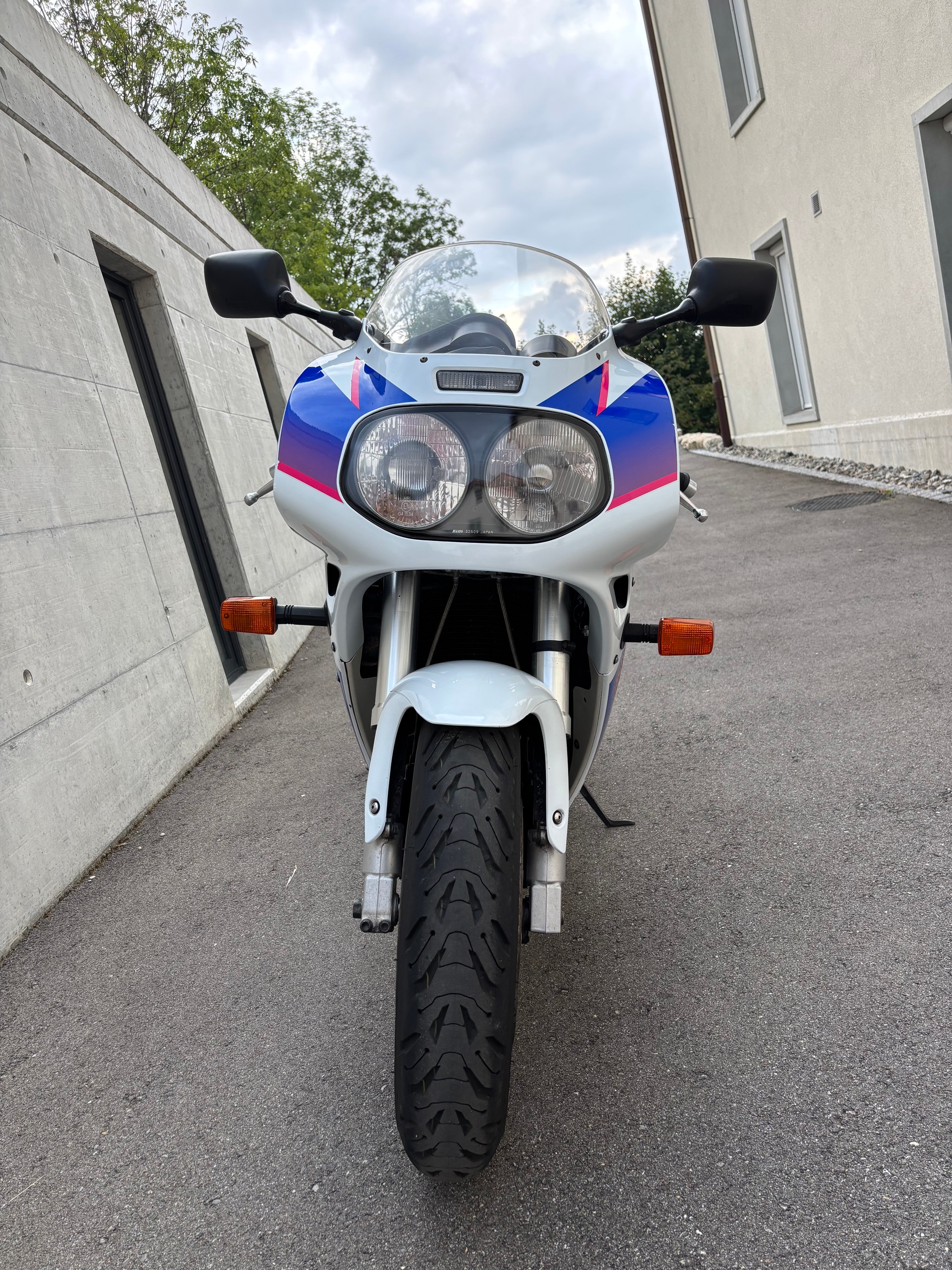 SUZUKI GSX-R 750 W N-image-5