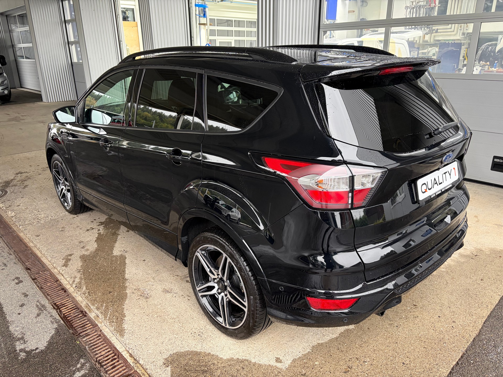 FORD Kuga 2.0 TDCi ST Line 4WD PowerShift-showroom-element-2