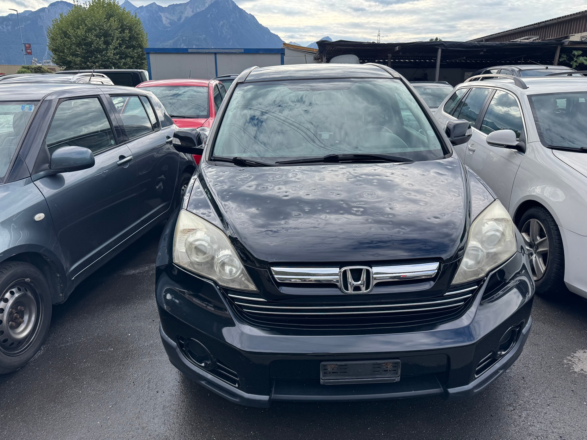 HONDA CR-V-image-1
