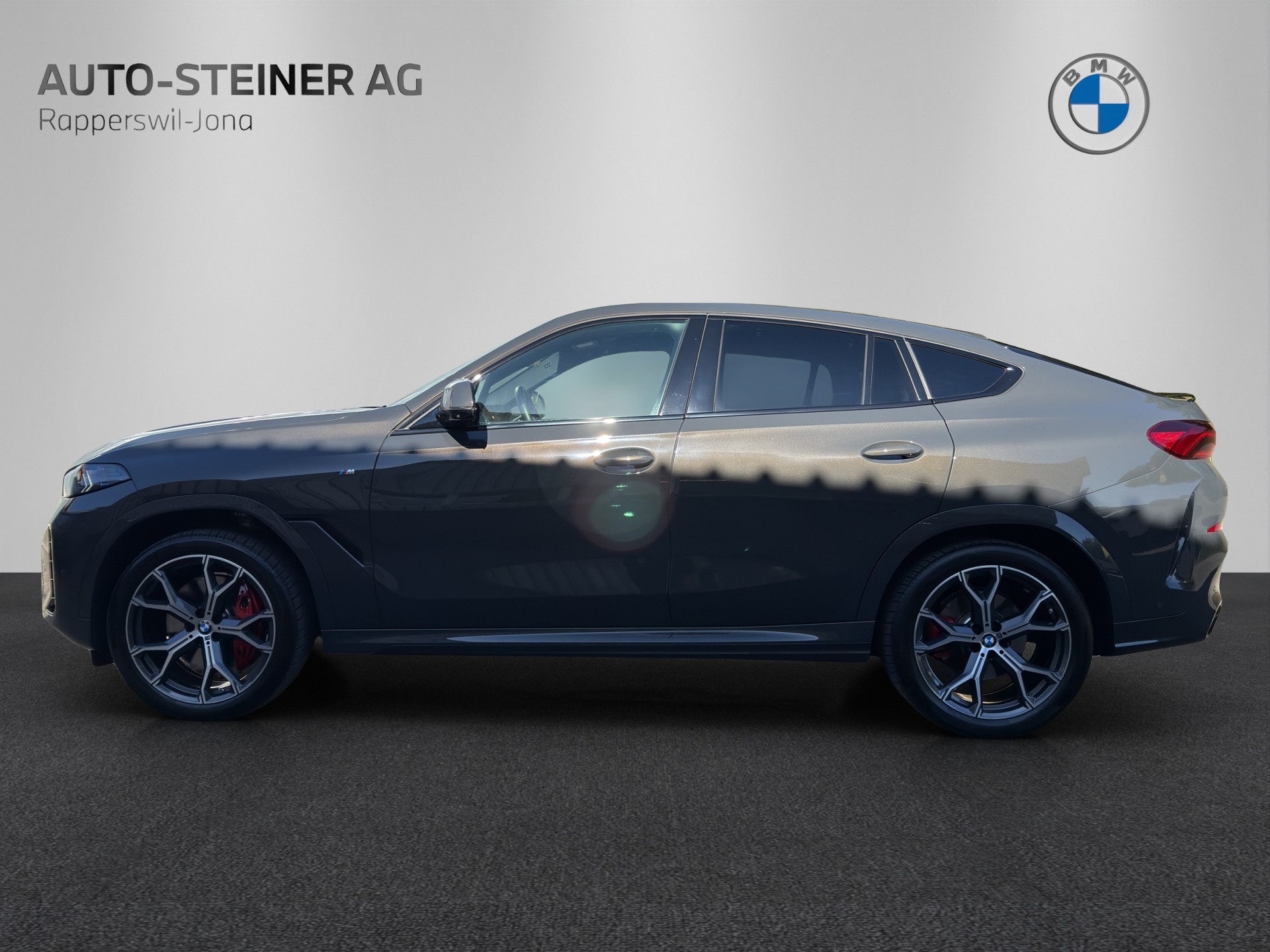BMW X6 40i xDrive M Sport Pro-showroom-element-1