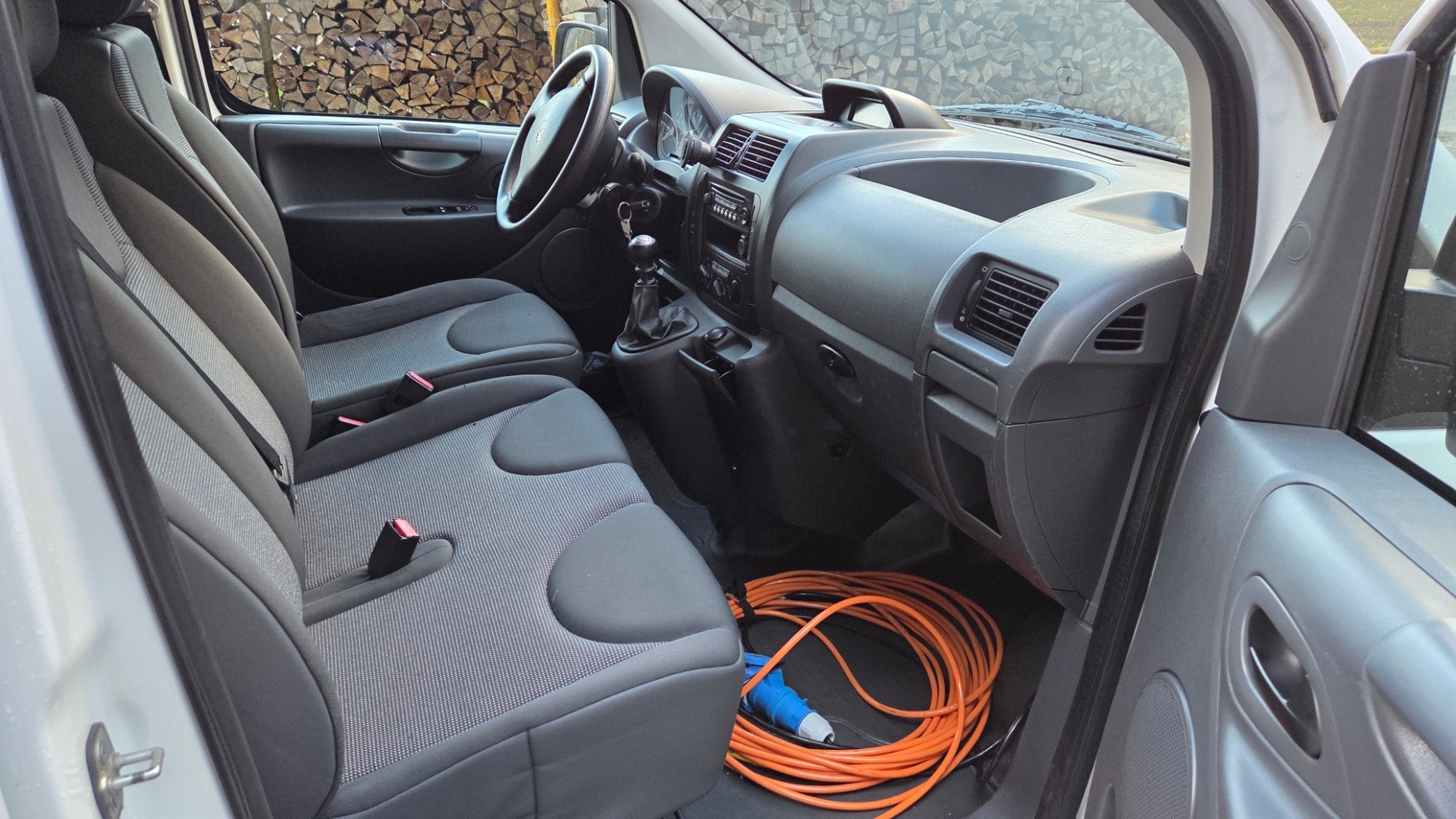 PEUGEOT Expert 2.0 HDi 16-image-2