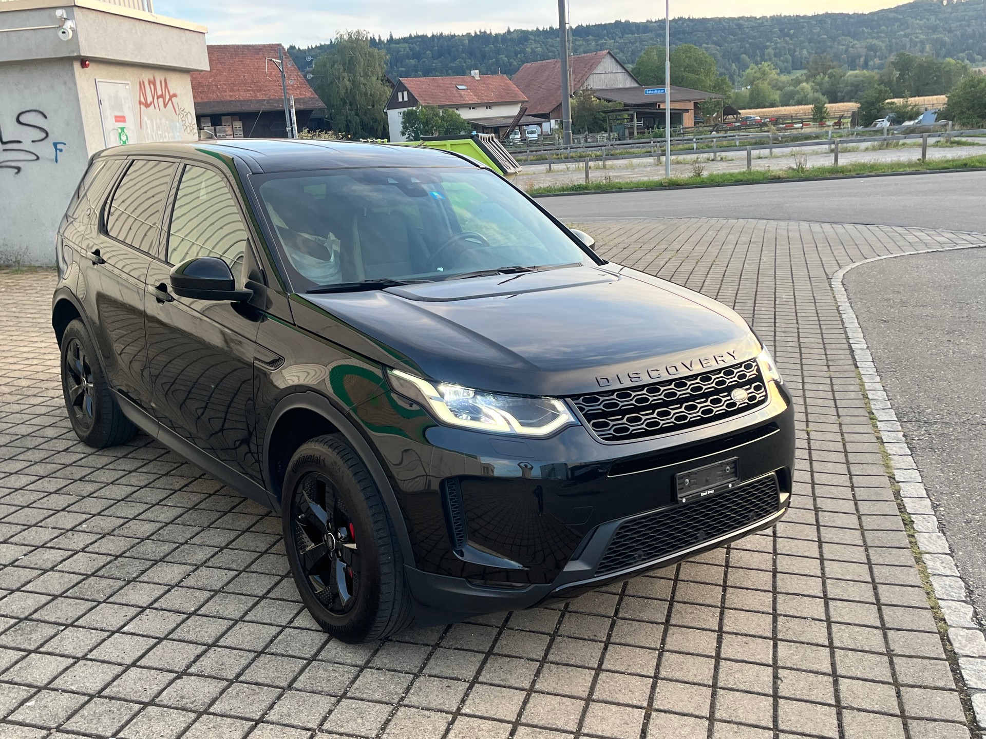 LAND ROVER Discovery Sport R Dyn. D150 2.0D I4 MHEV S AWD AT9-image-1