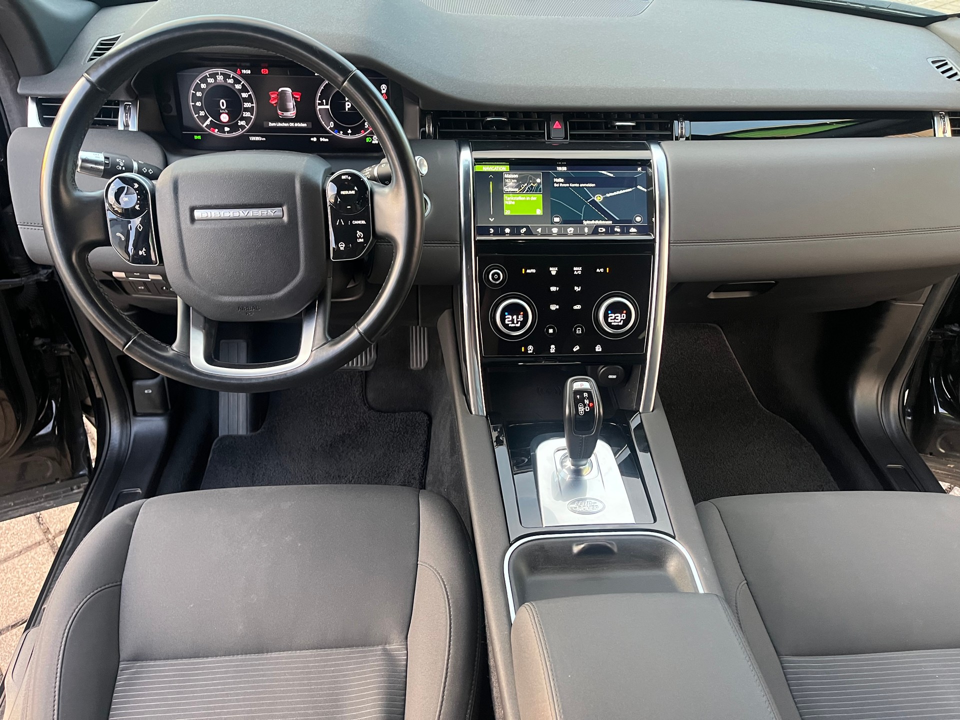 LAND ROVER Discovery Sport R Dyn. D150 2.0D I4 MHEV S AWD AT9-image-11