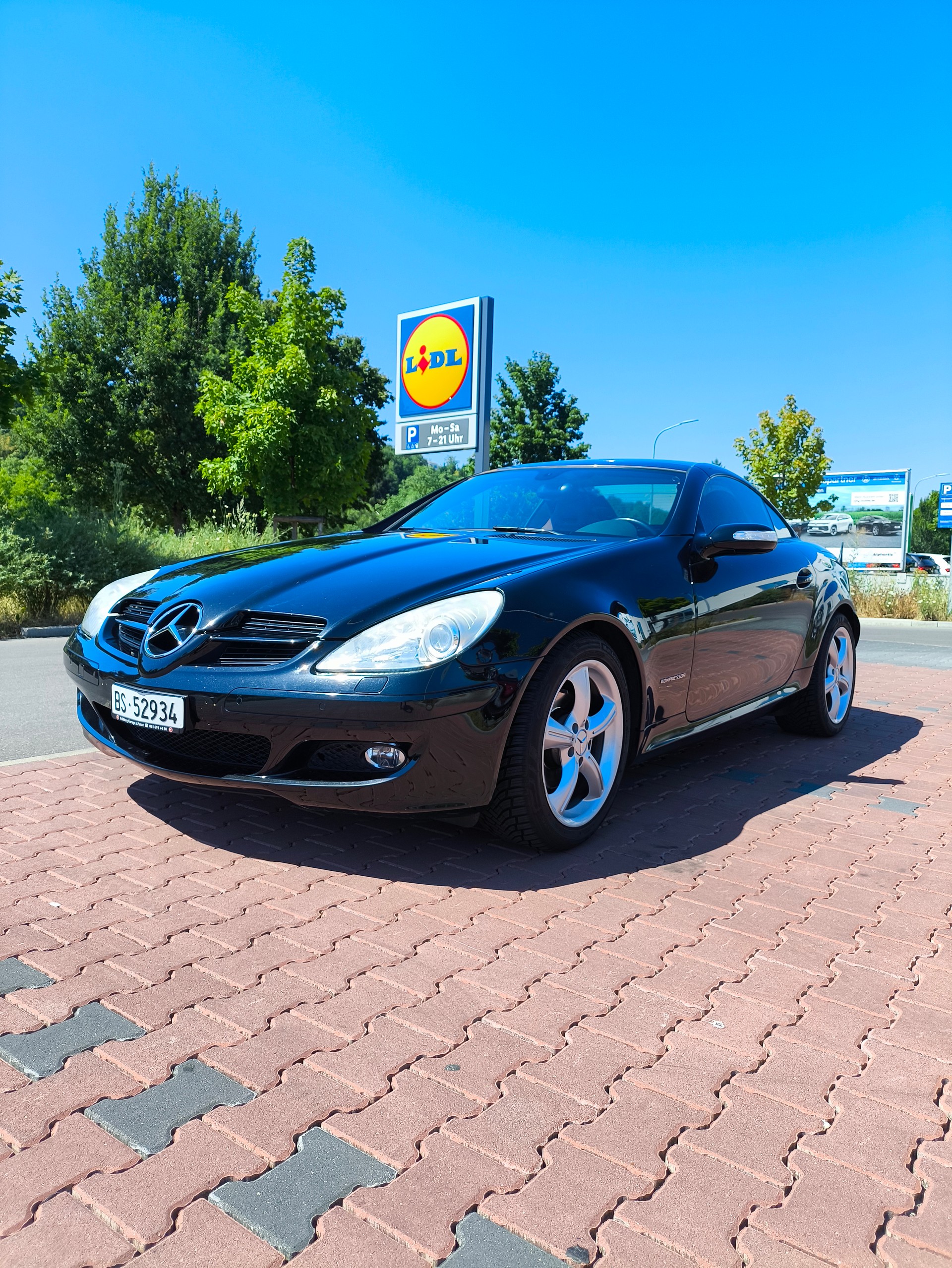 MERCEDES-BENZ SLK 200-image-1