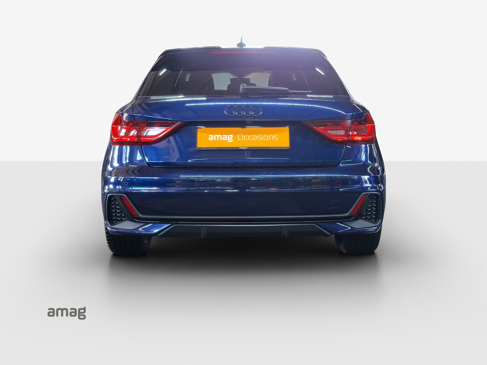 AUDI A1 Sportback 30 TFSI S Line Attraction S-tronic-showroom-element-3