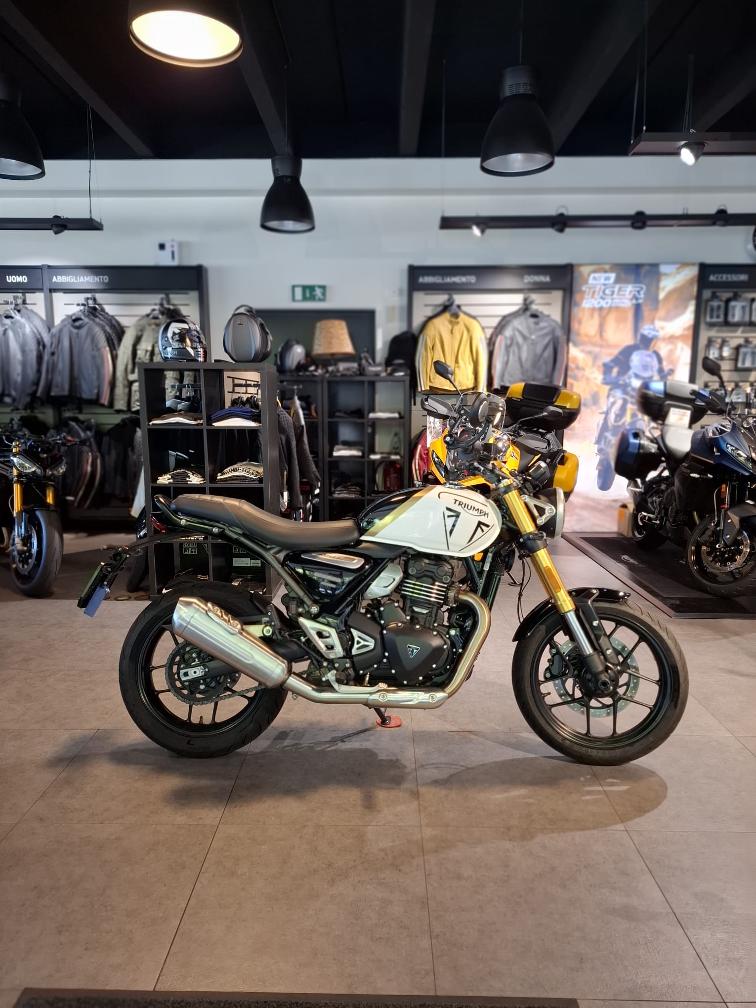 TRIUMPH Speed 400-image-0
