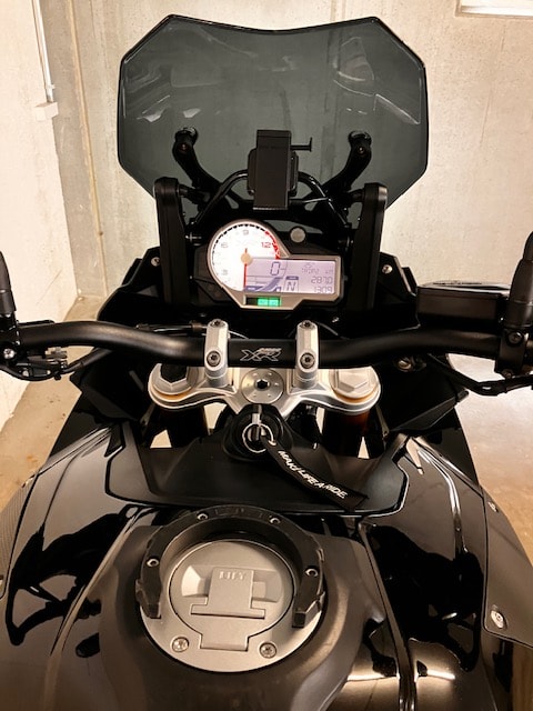 BMW Triple Black-image-2