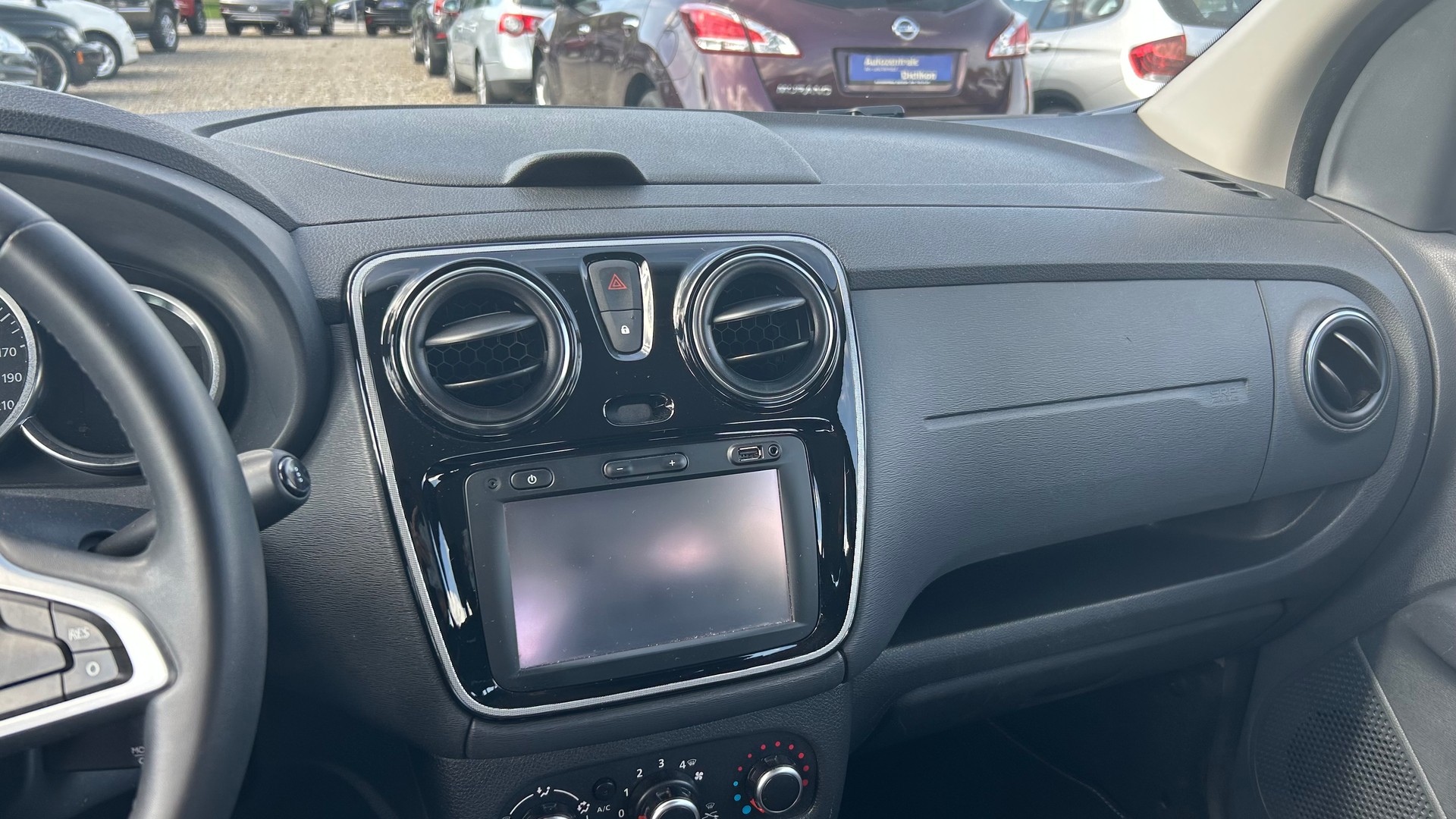 DACIA Lodgy 1.2 T Stepway 7PL-showroom-element-3