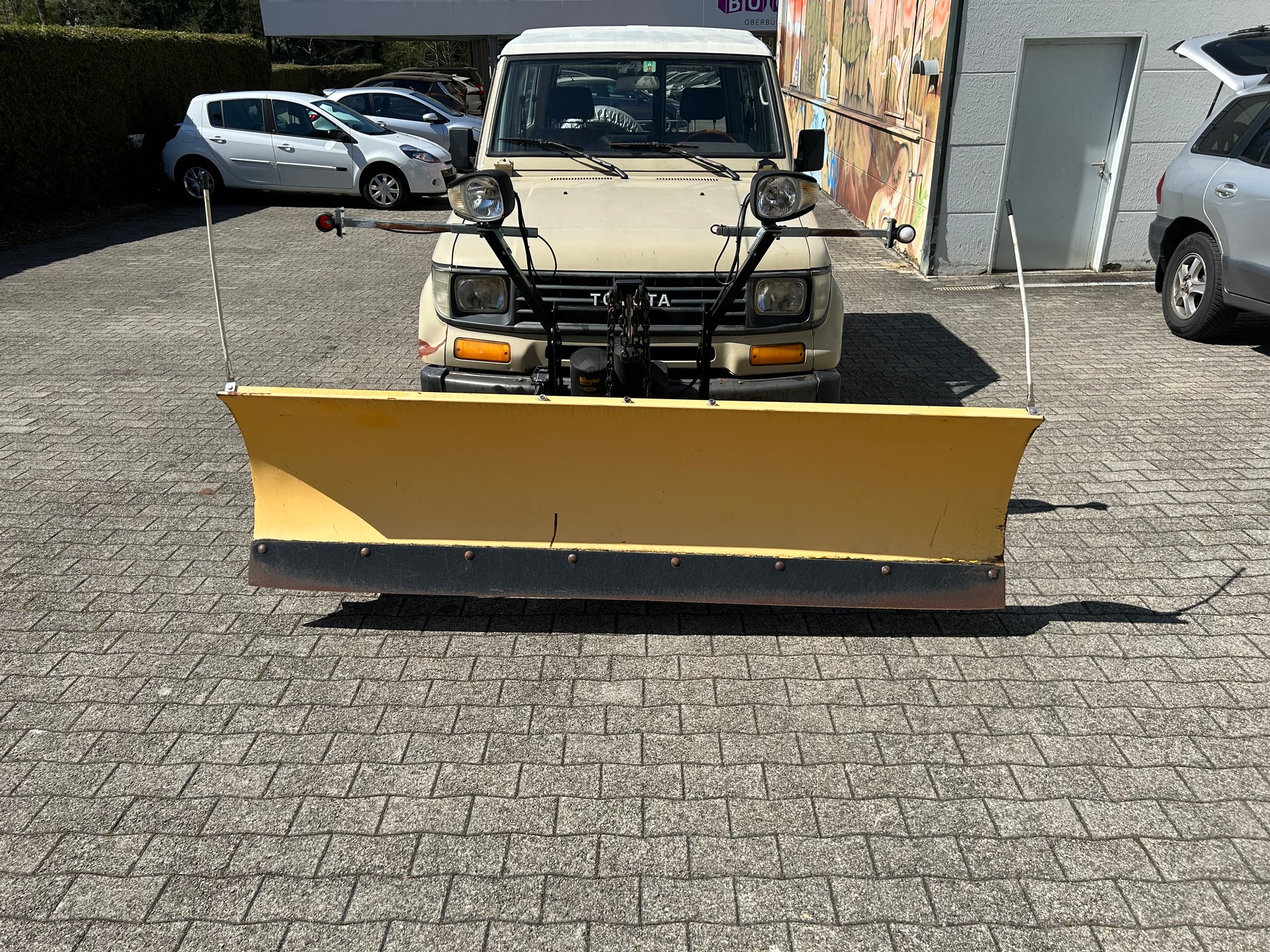 TOYOTA RJ 73 LV-MNEW FRP-Top