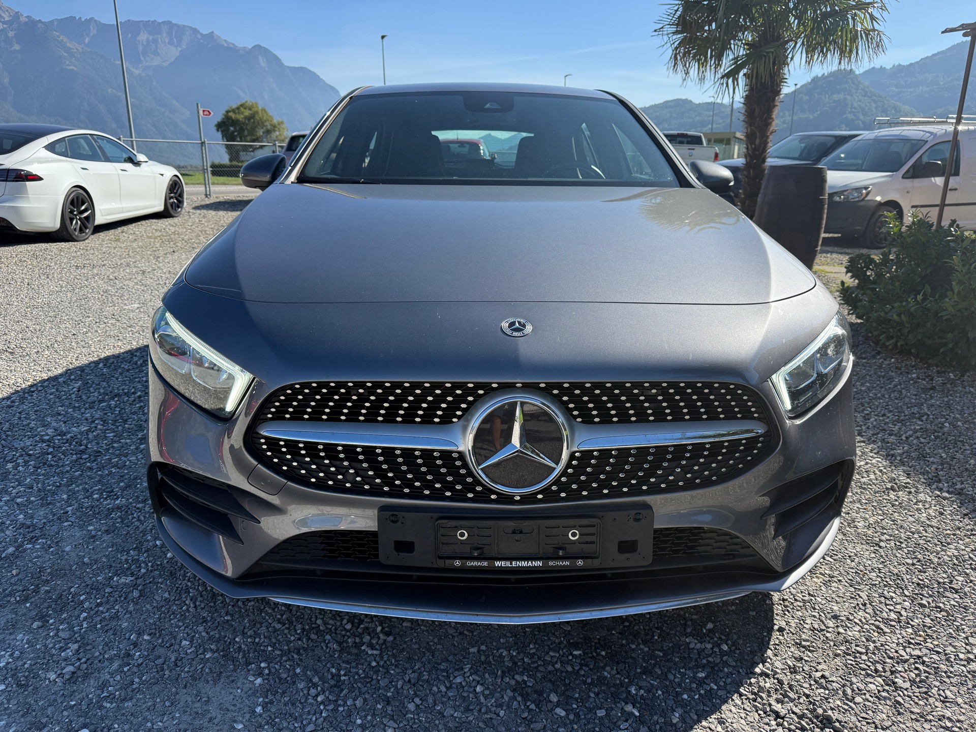 MERCEDES-BENZ A 220 d 4Matic AMG Line-showroom-element-2