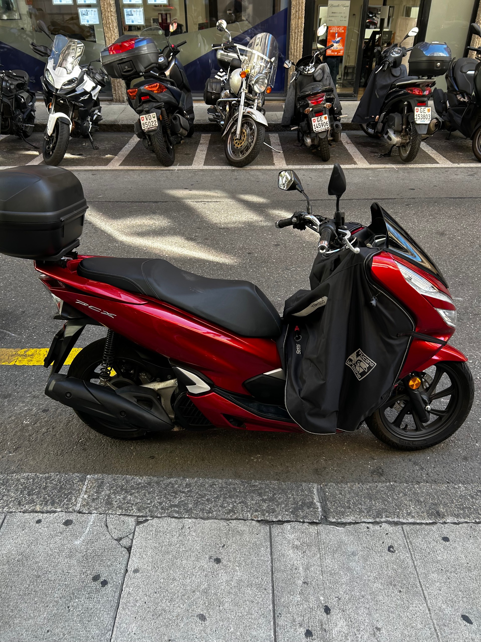 HONDA PCX 125 i ABS-image-1