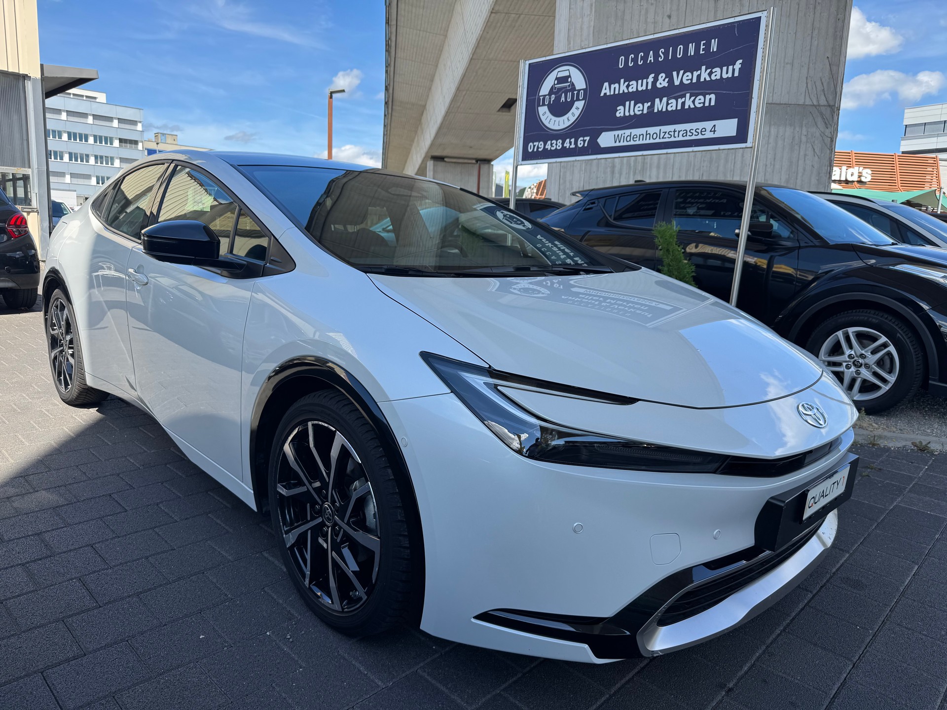TOYOTA Prius 2,0 VVT-i Plug-in Hybrid Premium