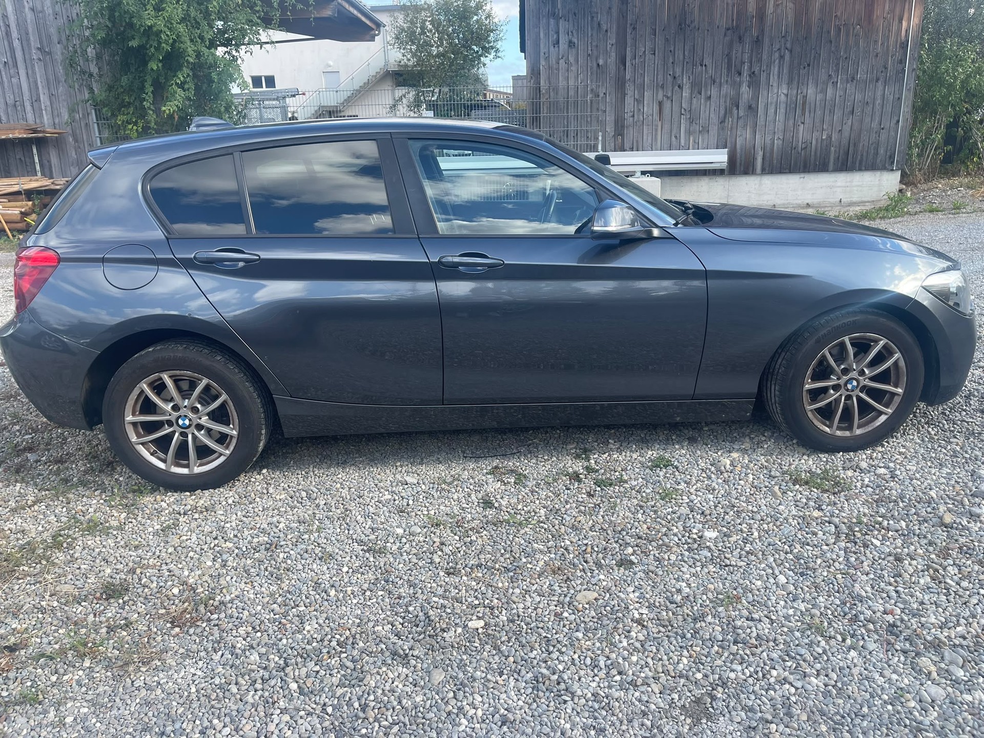 BMW 116i-image-6