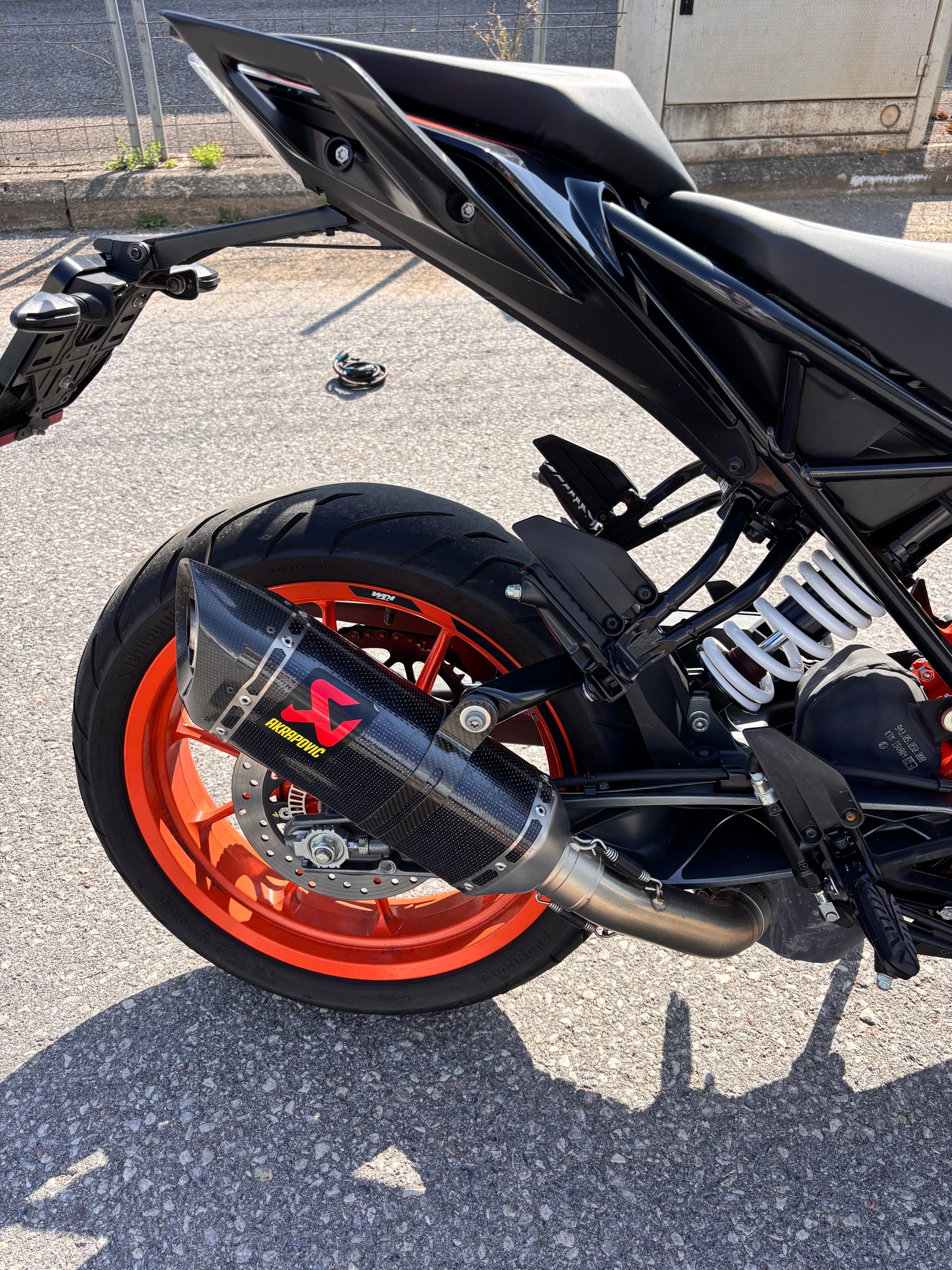 KTM 390 Duke-image-5
