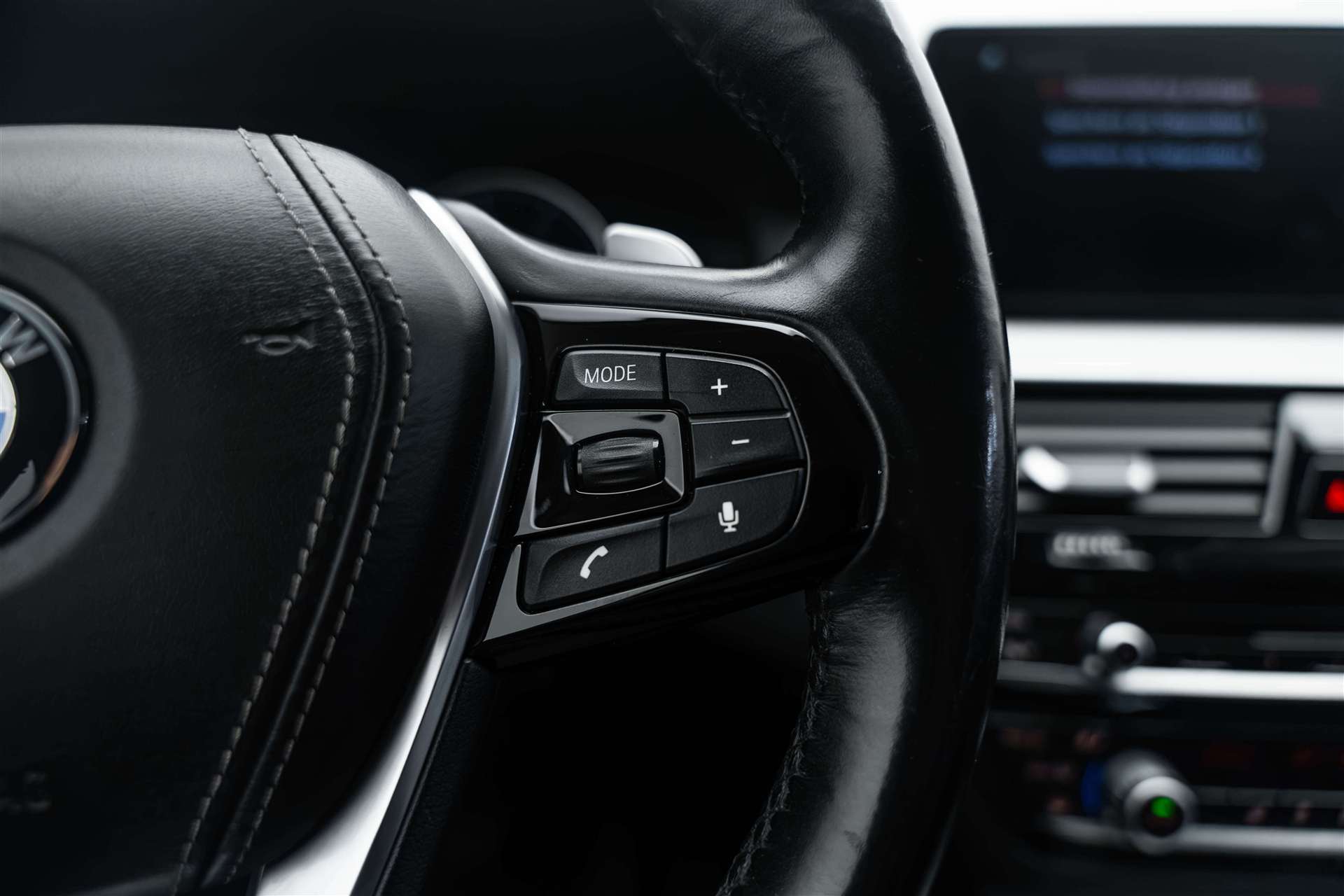 BMW BMW 520d xDrive Sport Line Steptronic-image-21