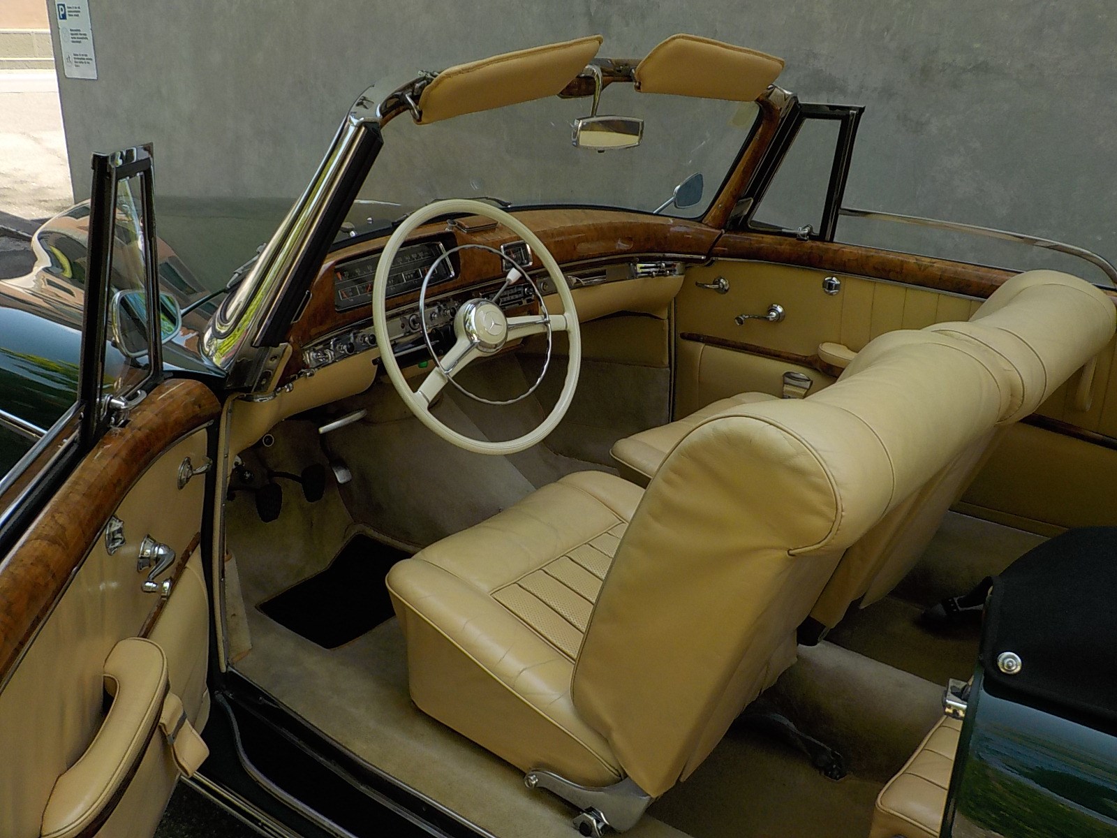 MERCEDES-BENZ 220 S Ponton Cabriolet-image-13