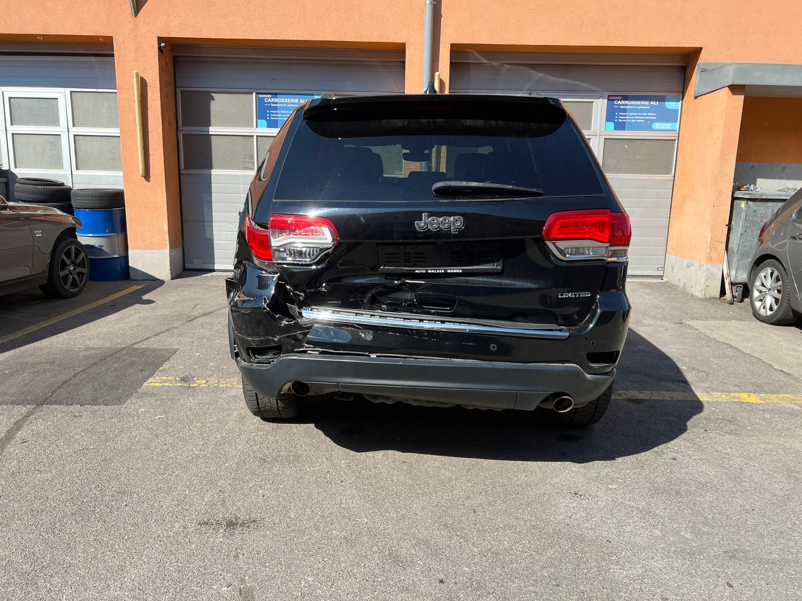JEEP Grand Cherokee 3.0 CRD Limited Automatic-image-5