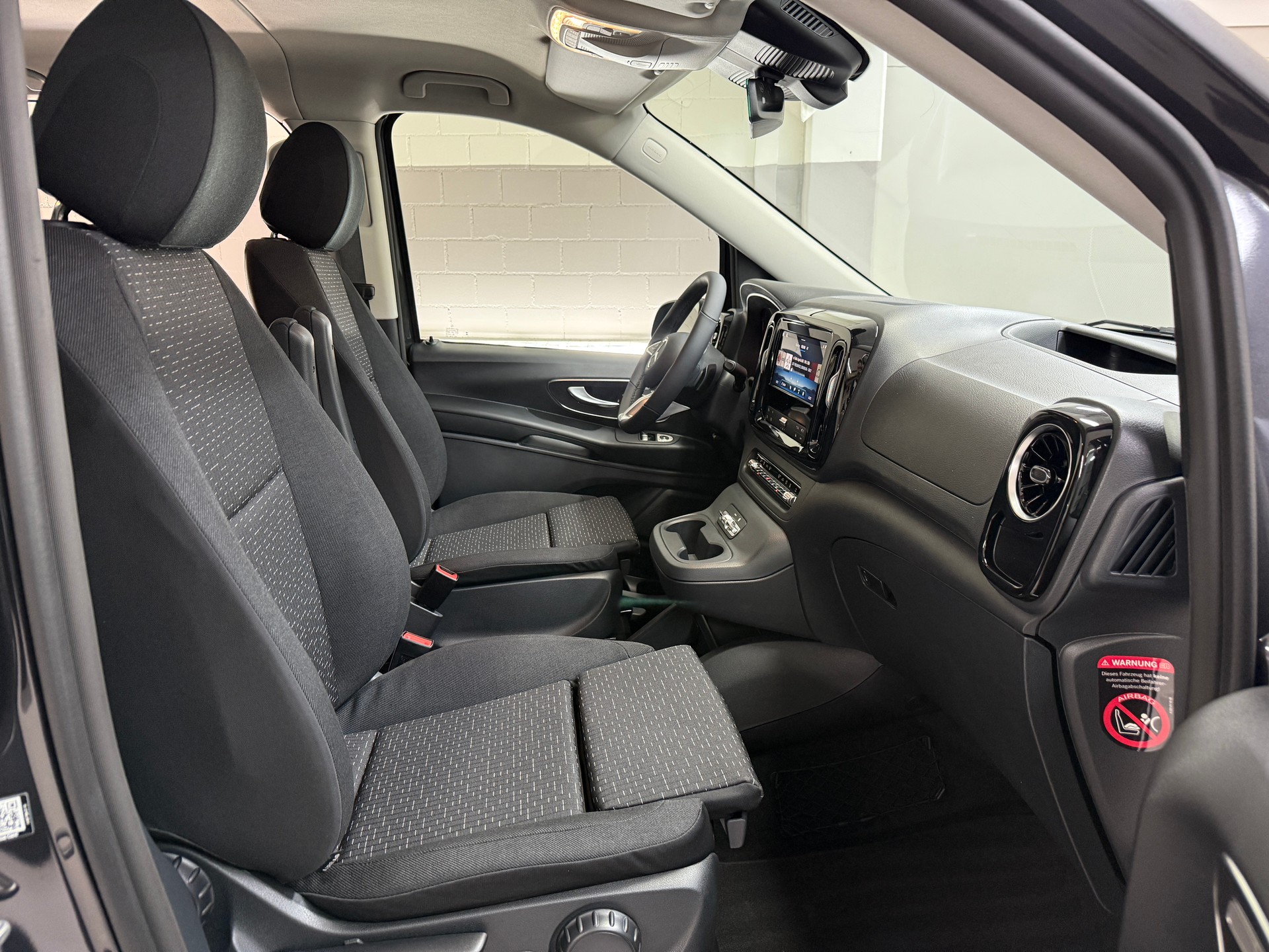 MERCEDES-BENZ Vito 116 CDI 4MATIC KB TOURER SELECT 3200mm L-image-9