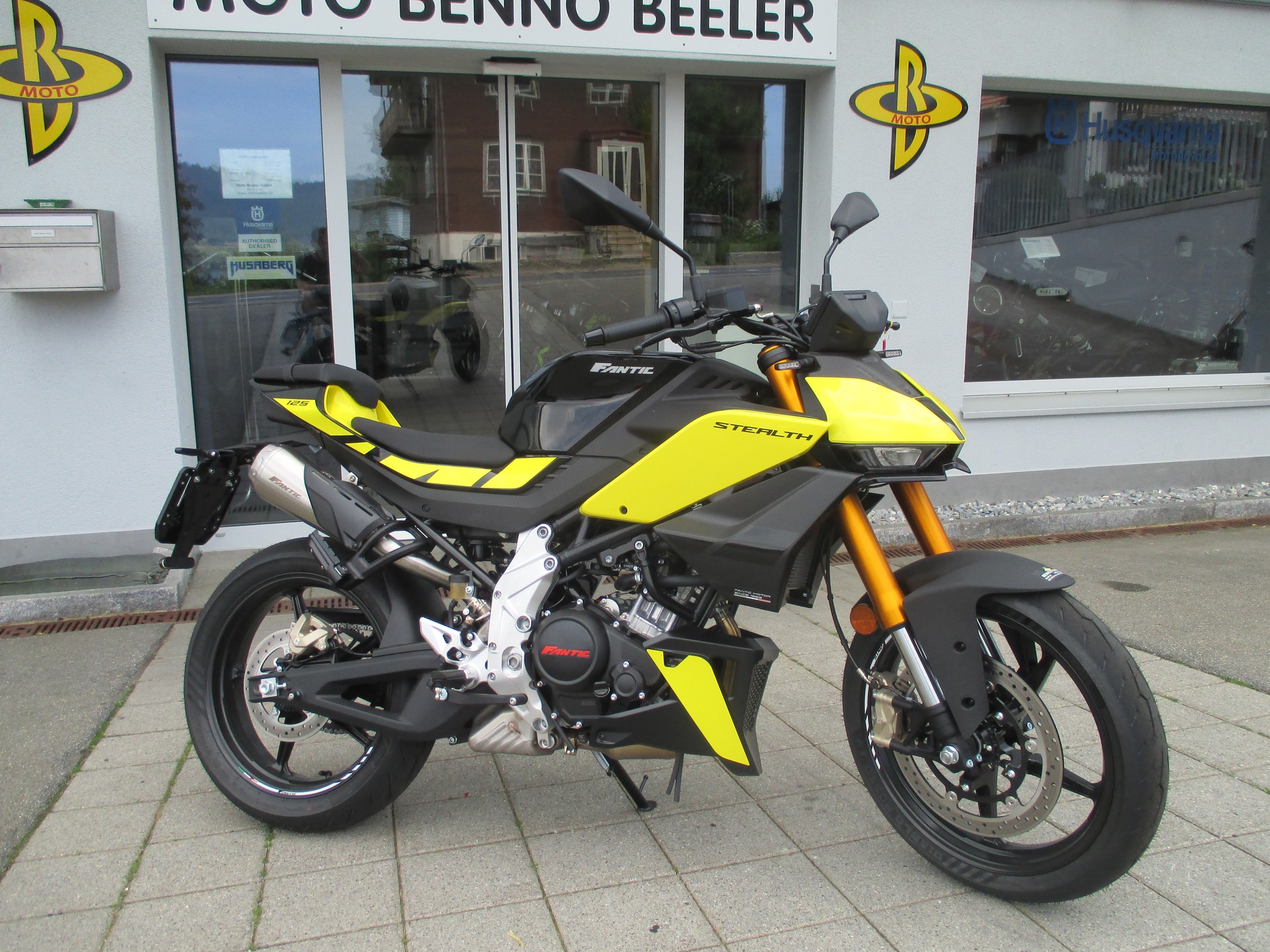 FANTIC Stealth 125-image-0