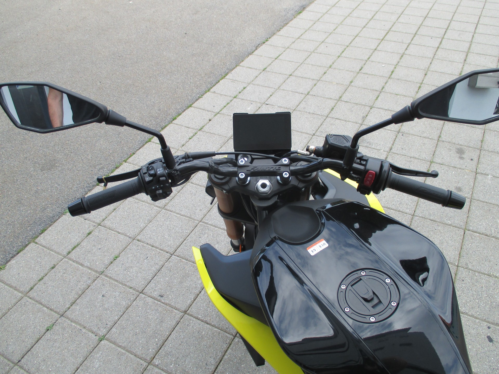 FANTIC Stealth 125-image-4