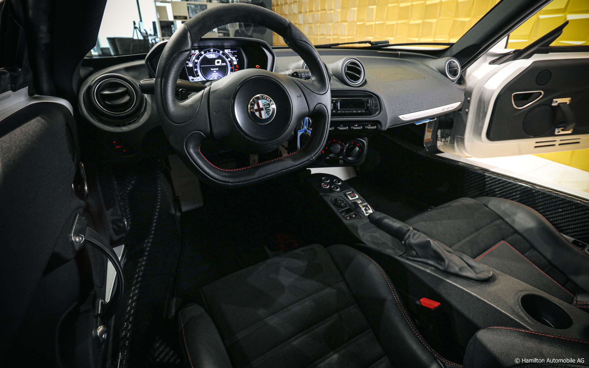 ALFA ROMEO 4C 1750 TBi TCT-image-10